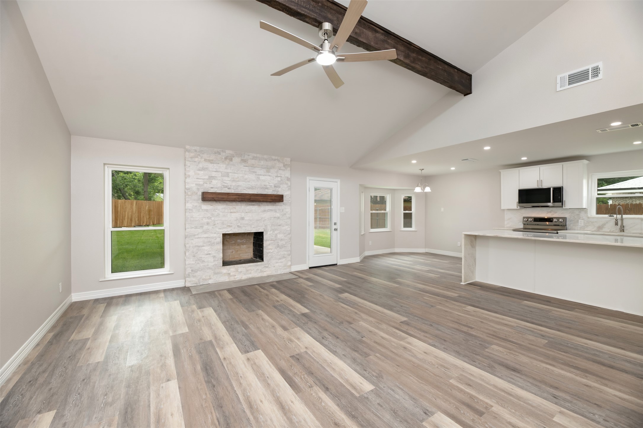 314 Sixpence Lane Euless TX 76039