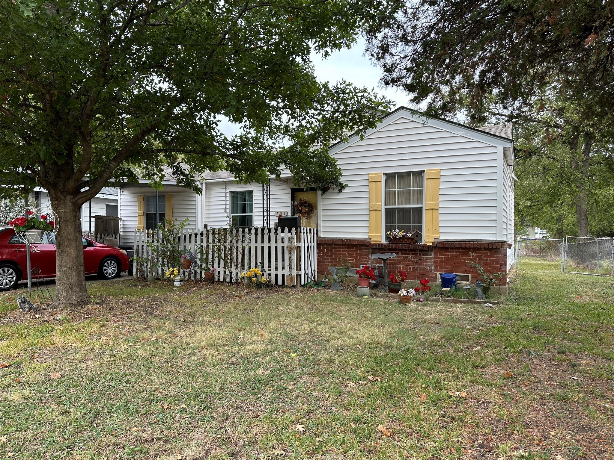 505 E Holley Street Mesquite TX 75149