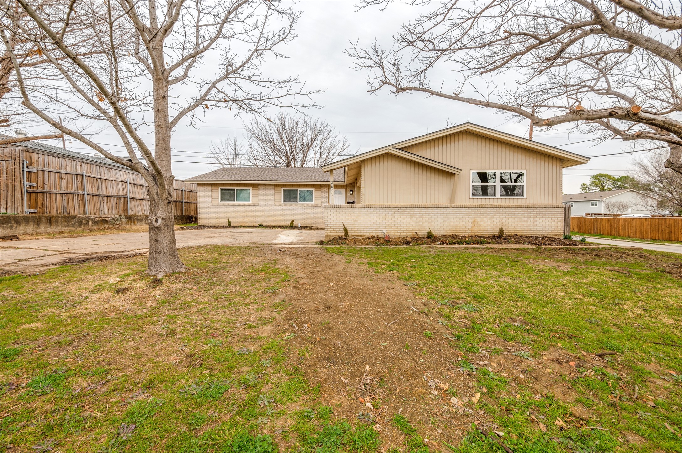 2601 Dewitt Street Irving TX 75062