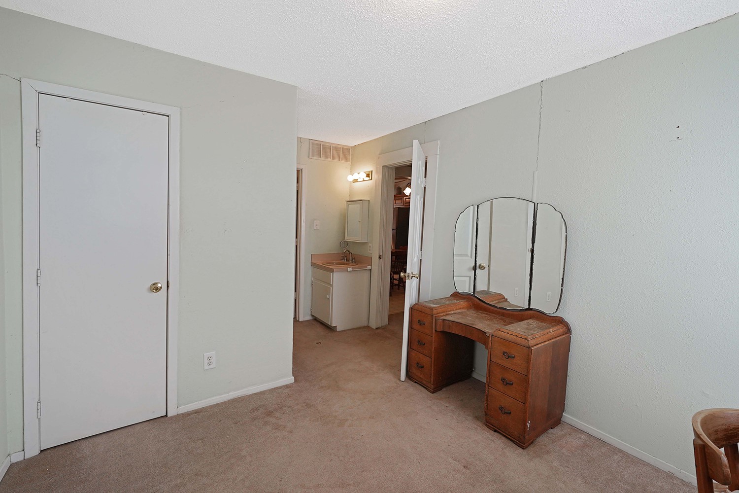 201 N 3rd Street Krum TX 76249