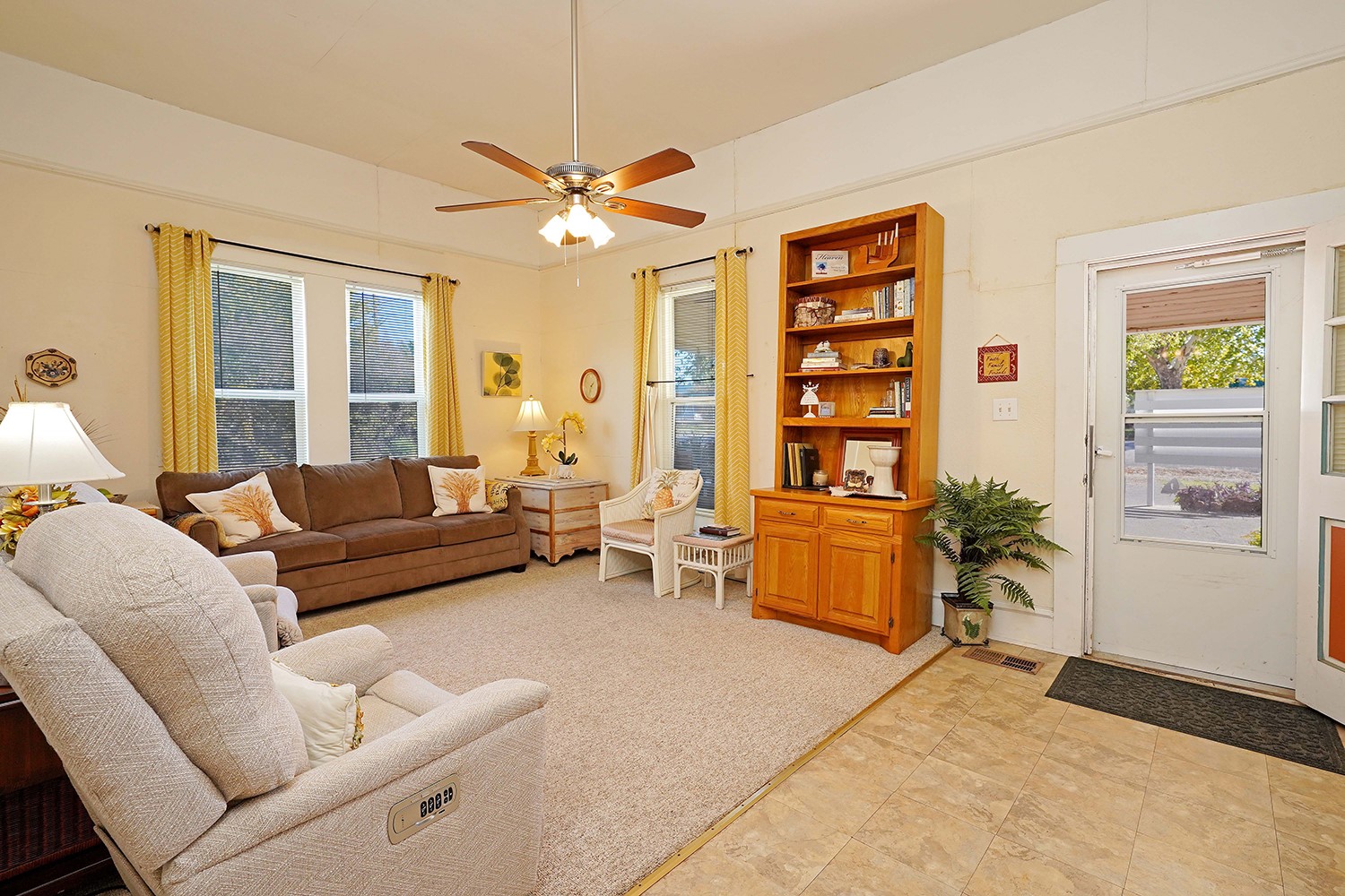 201 N 3rd Street Krum TX 76249
