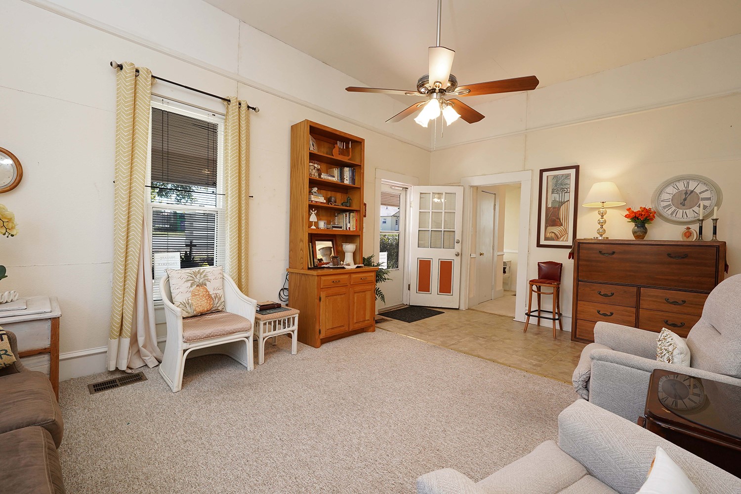 201 N 3rd Street Krum TX 76249
