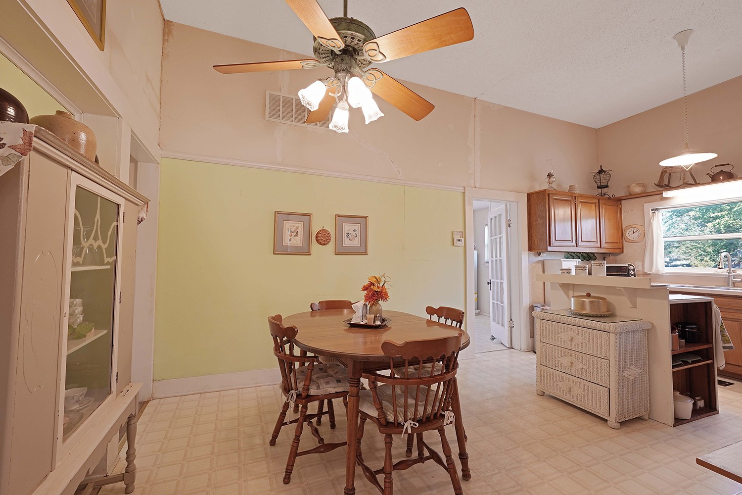 201 N 3rd Street Krum TX 76249