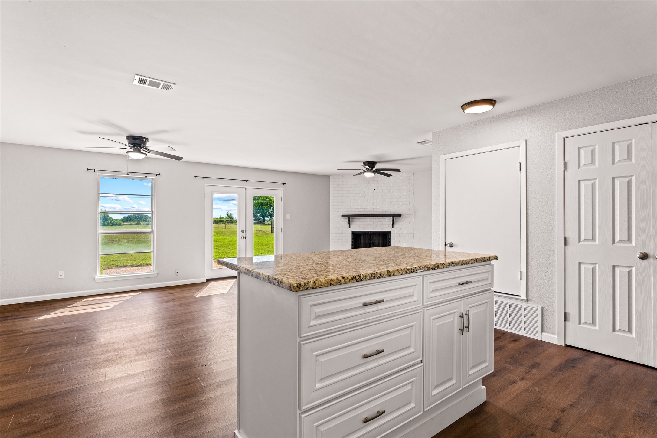 211 Cindy Ann Street Lorena TX 76655