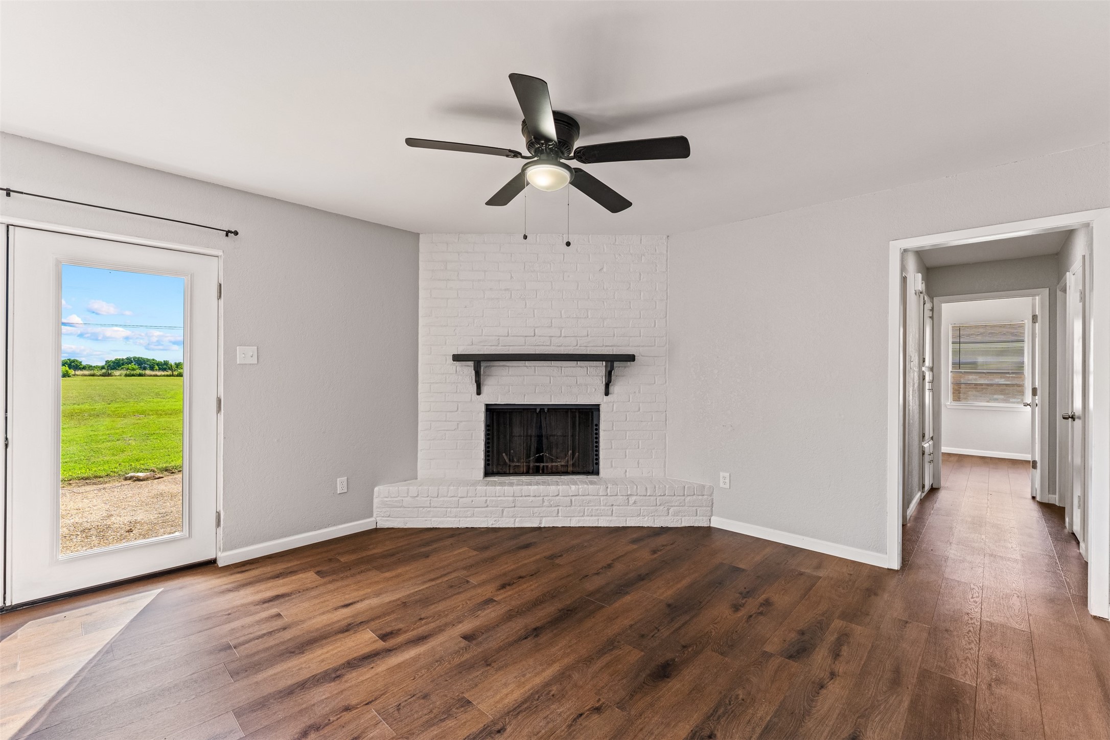 211 Cindy Ann Street Lorena TX 76655