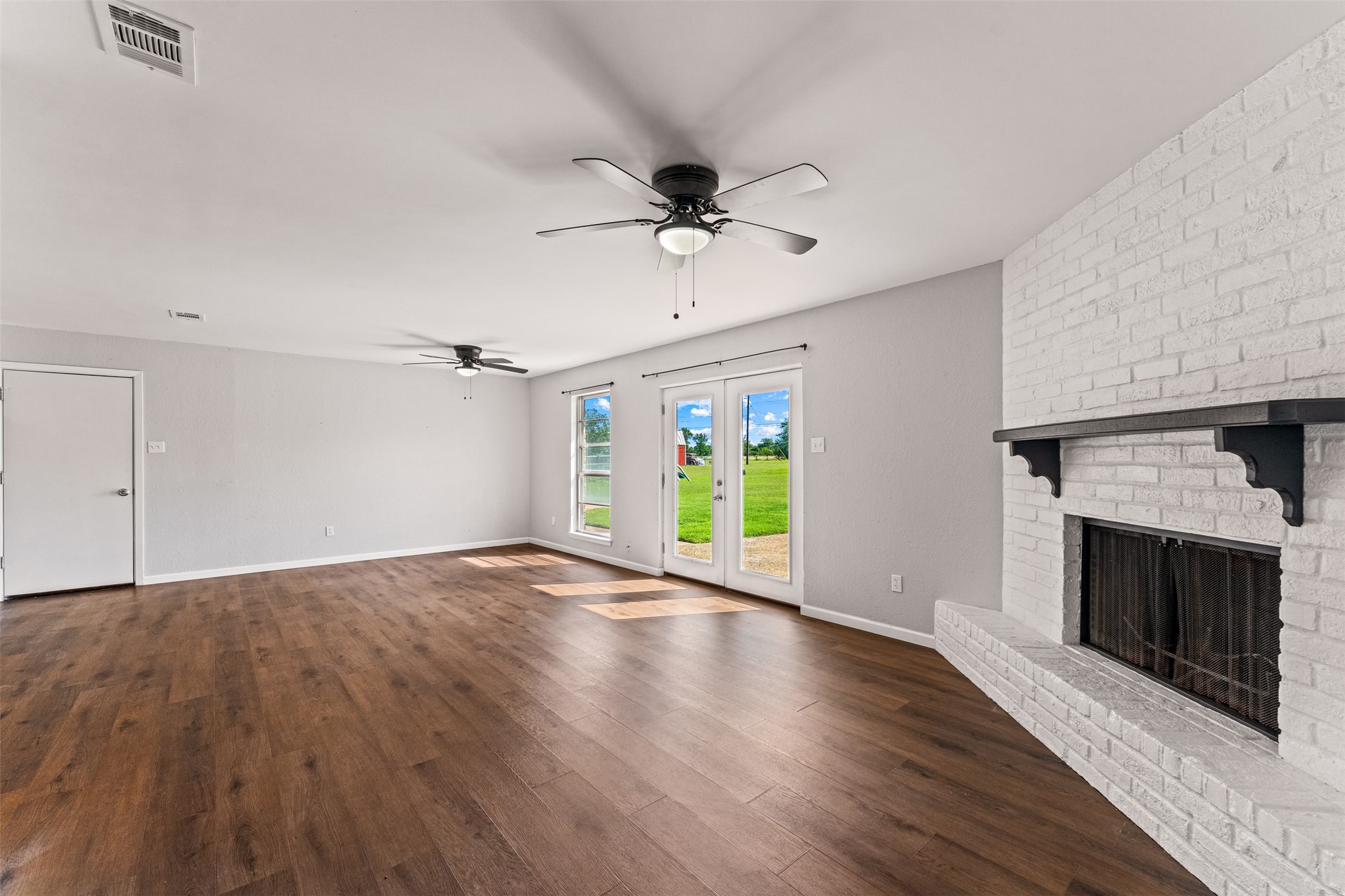 211 Cindy Ann Street Lorena TX 76655