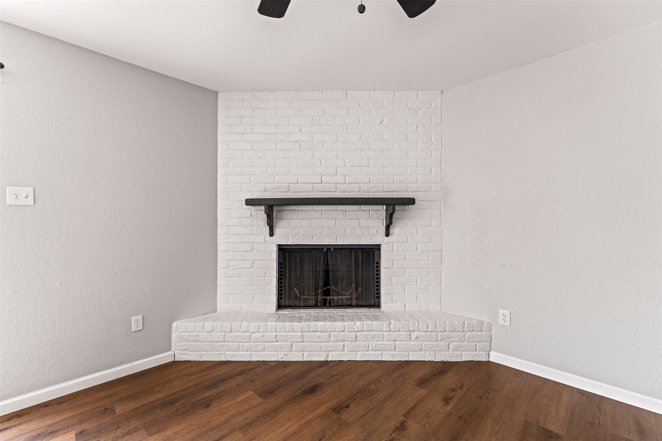 211 Cindy Ann Street Lorena TX 76655