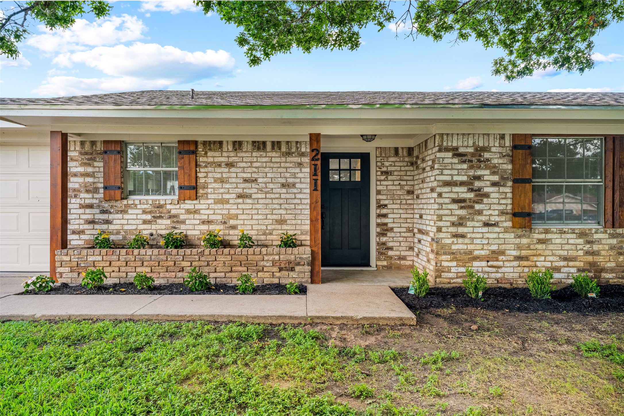 211 Cindy Ann Street Lorena TX 76655