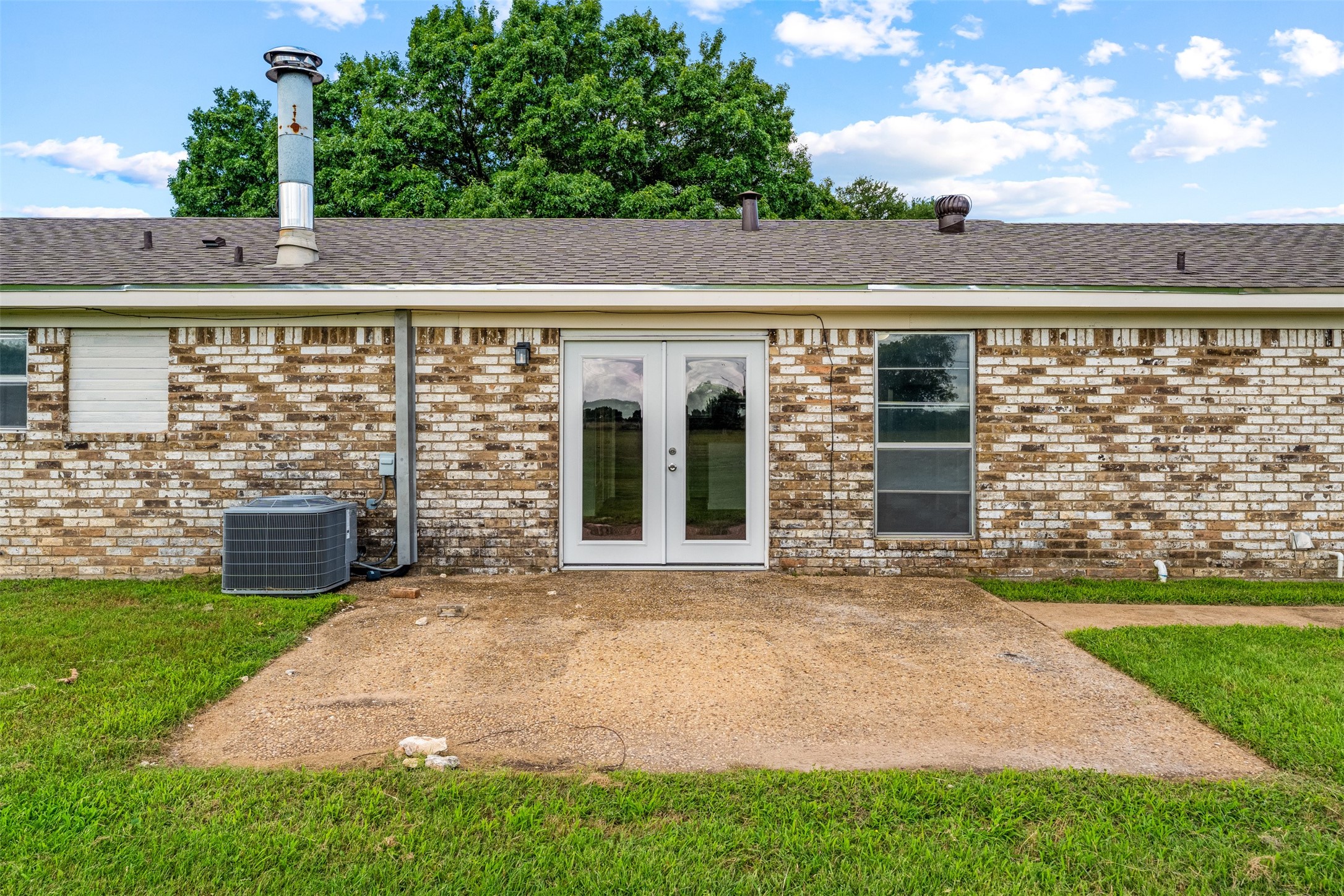 211 Cindy Ann Street Lorena TX 76655
