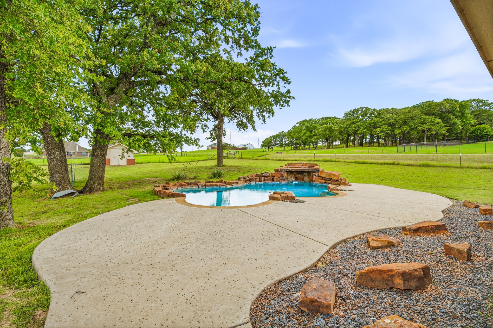 111 Adair Lane Weatherford TX 76088