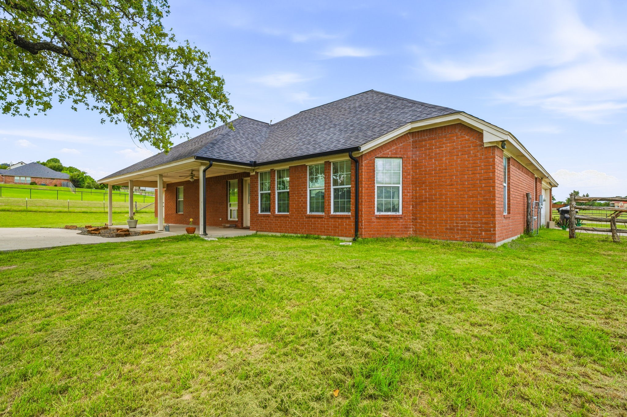 111 Adair Lane Weatherford TX 76088