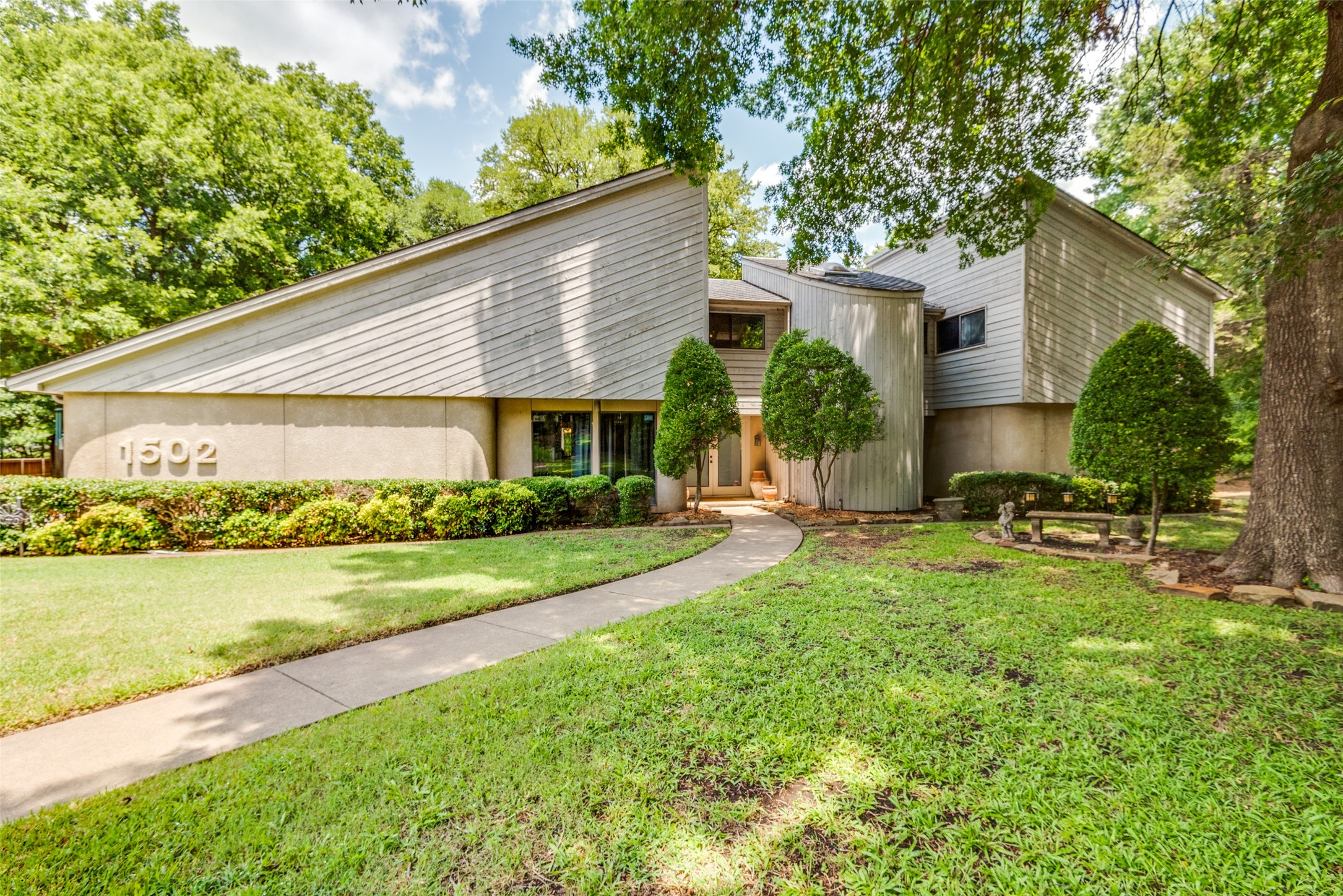 1502 Shady Tree Place Duncanville TX 75137