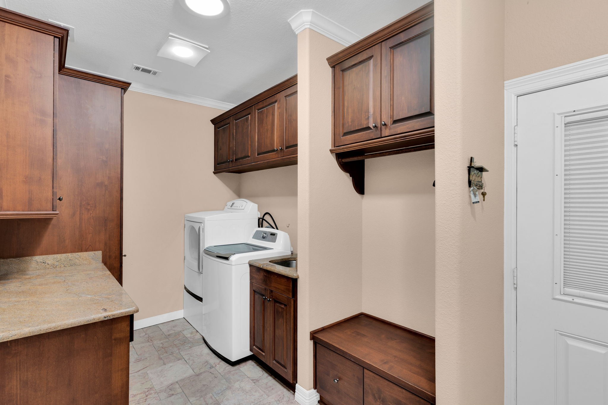 2724 Prairie Acres Cove Cedar Hill TX 75104