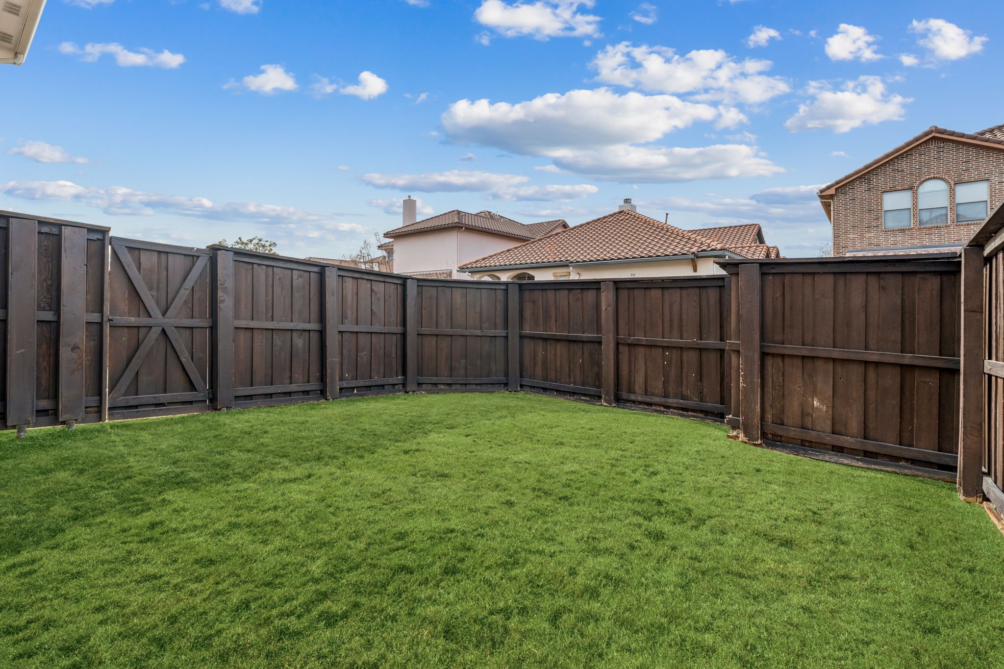 821 La Cima Irving TX 75039