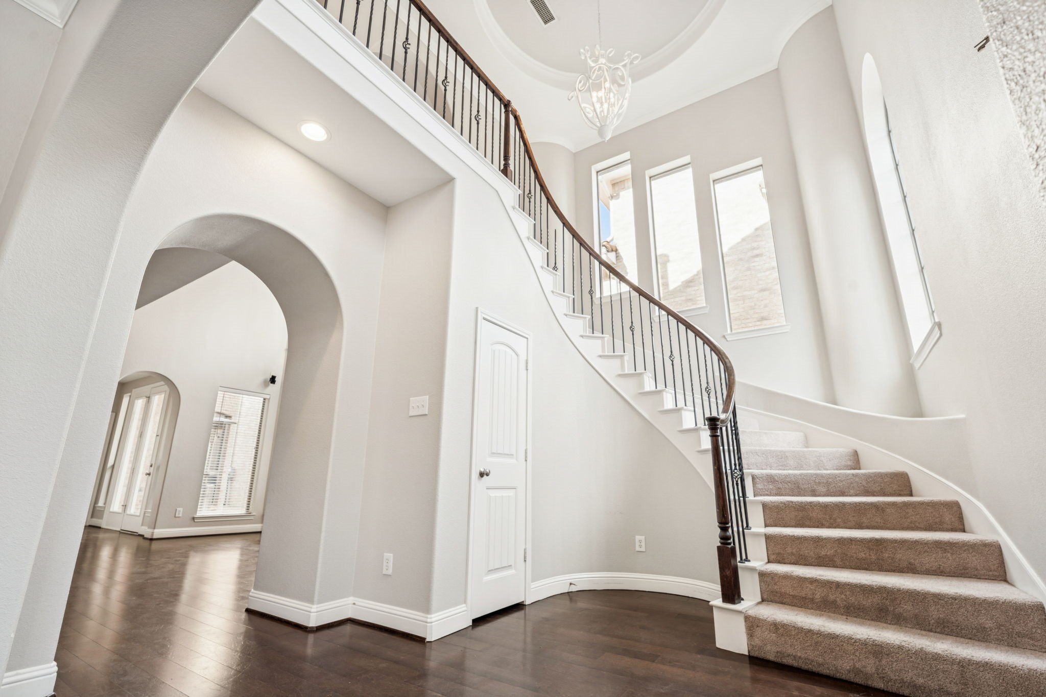 821 La Cima Irving TX 75039