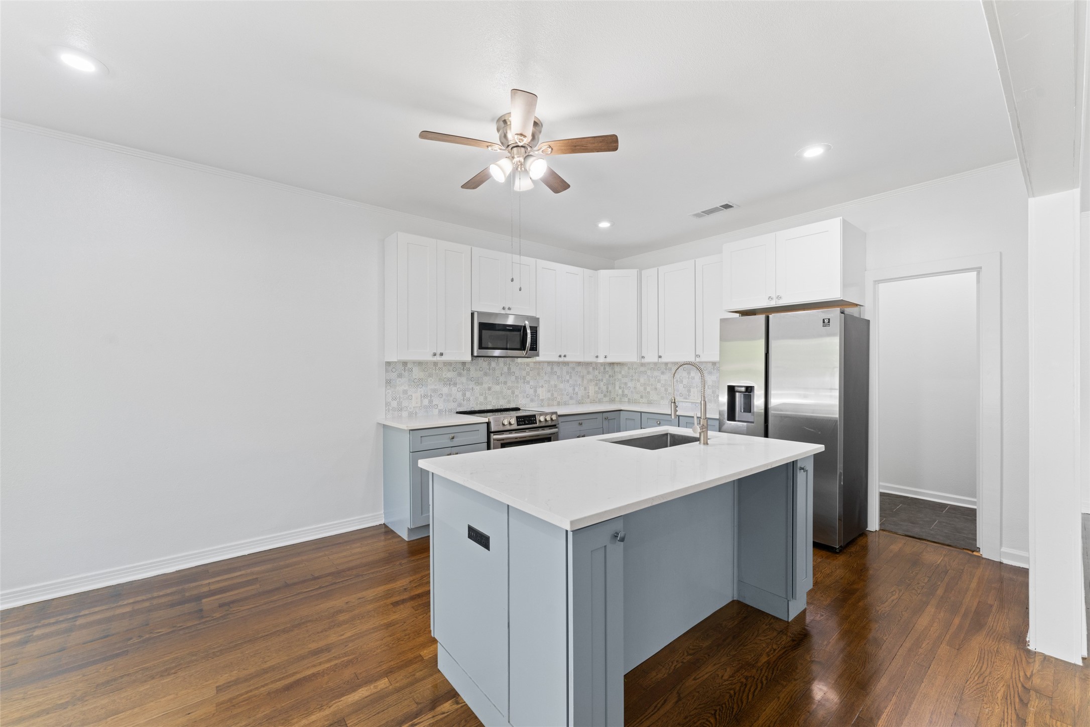 2405 Monroe Street Commerce TX 75428