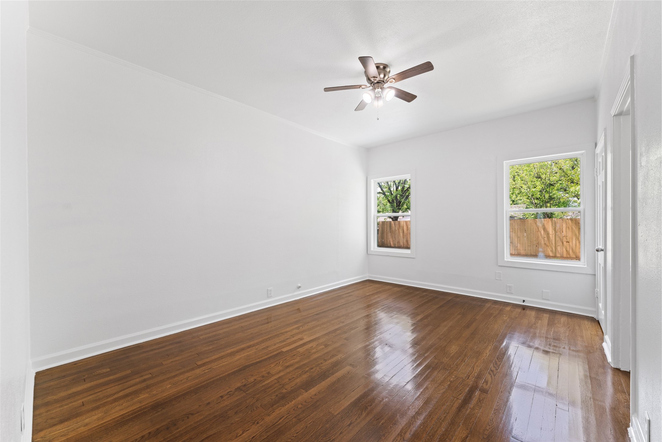 2405 Monroe Street Commerce TX 75428