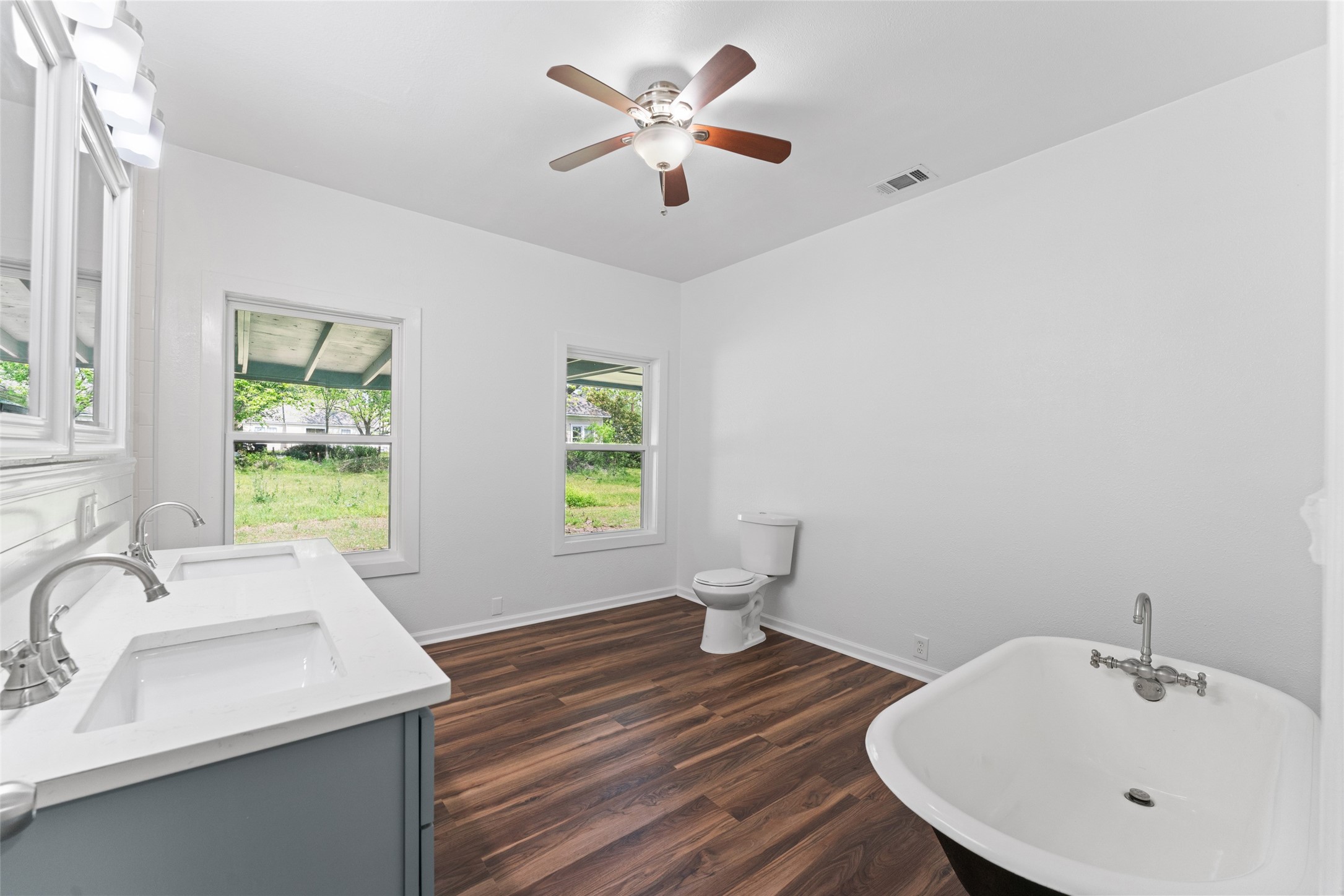 2405 Monroe Street Commerce TX 75428