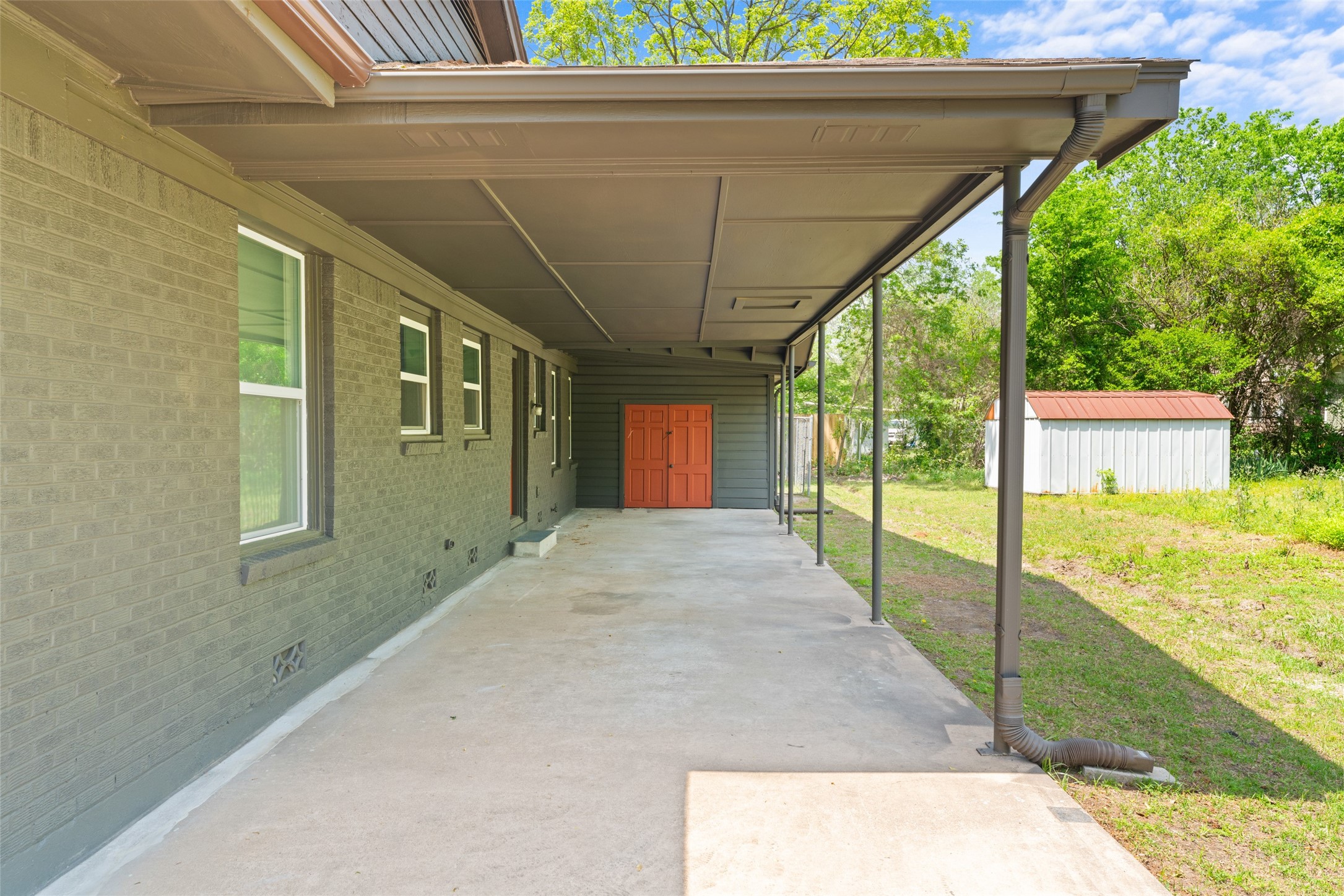 2405 Monroe Street Commerce TX 75428