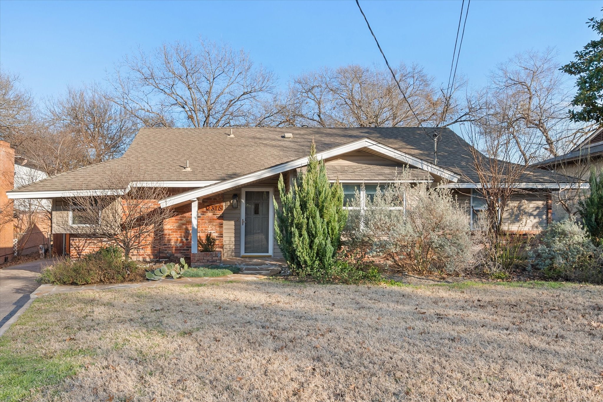 2316 Southwood Drive Dallas TX 75224
