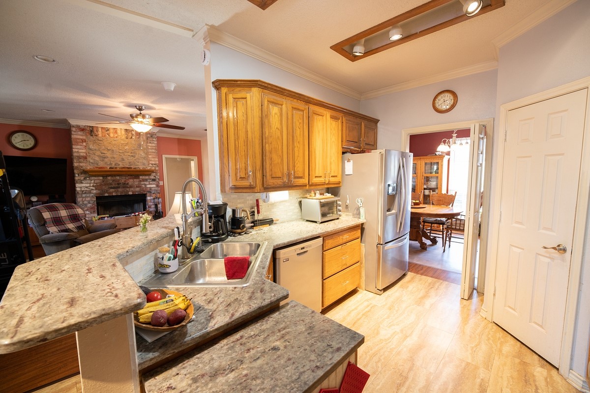 19757 C County Road 444 Lindale TX 75771