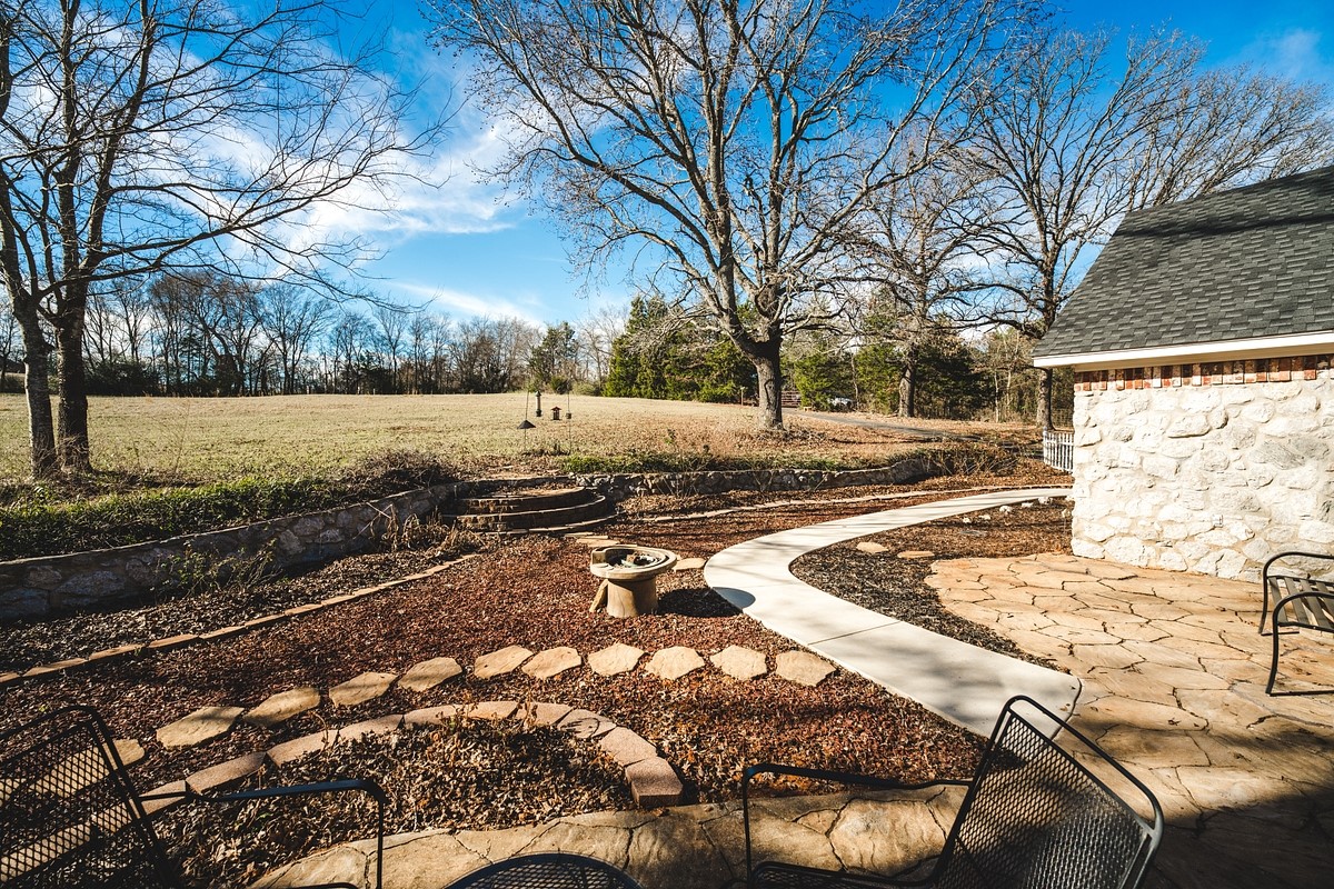 19757 C County Road 444 Lindale TX 75771