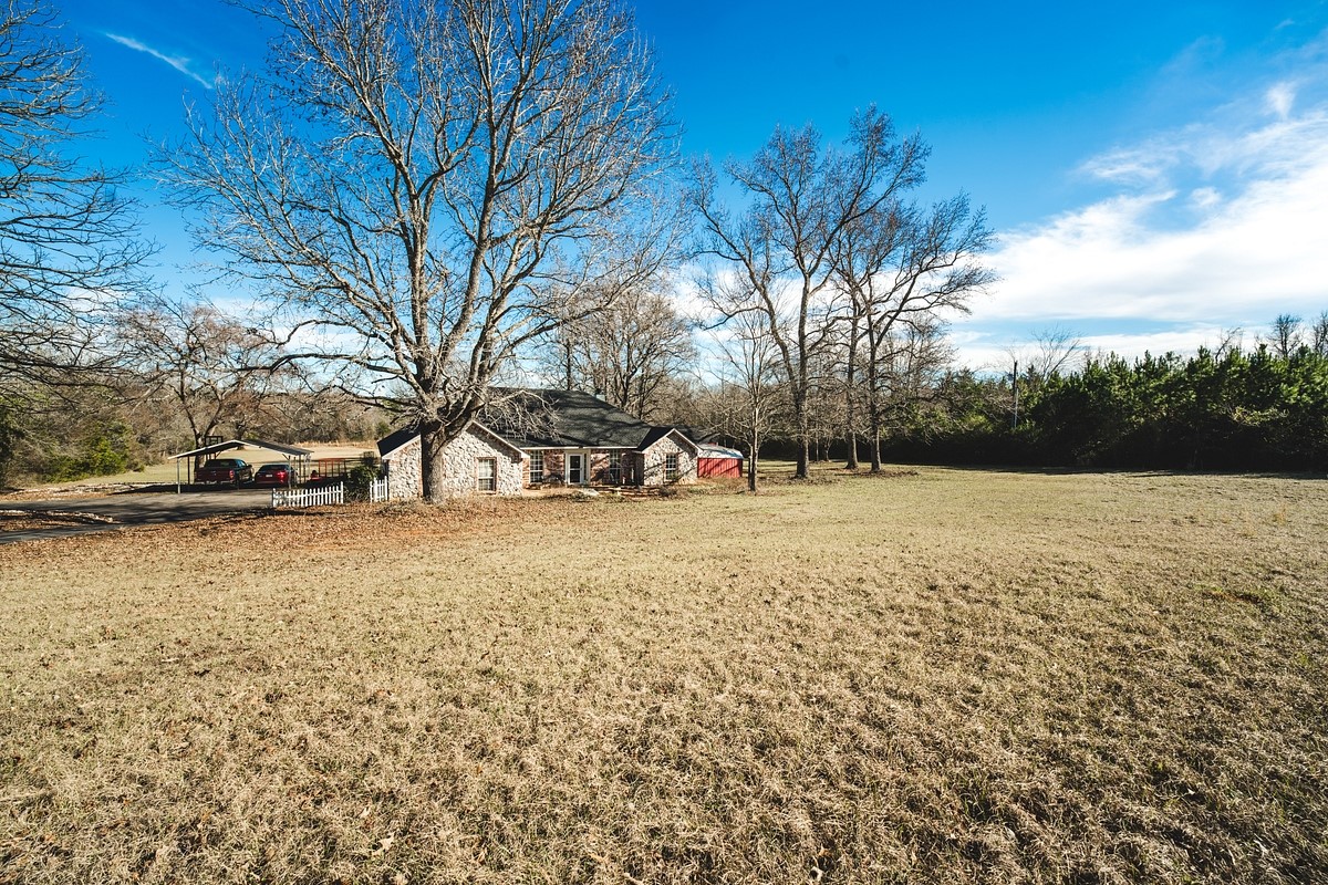 19757 C County Road 444 Lindale TX 75771