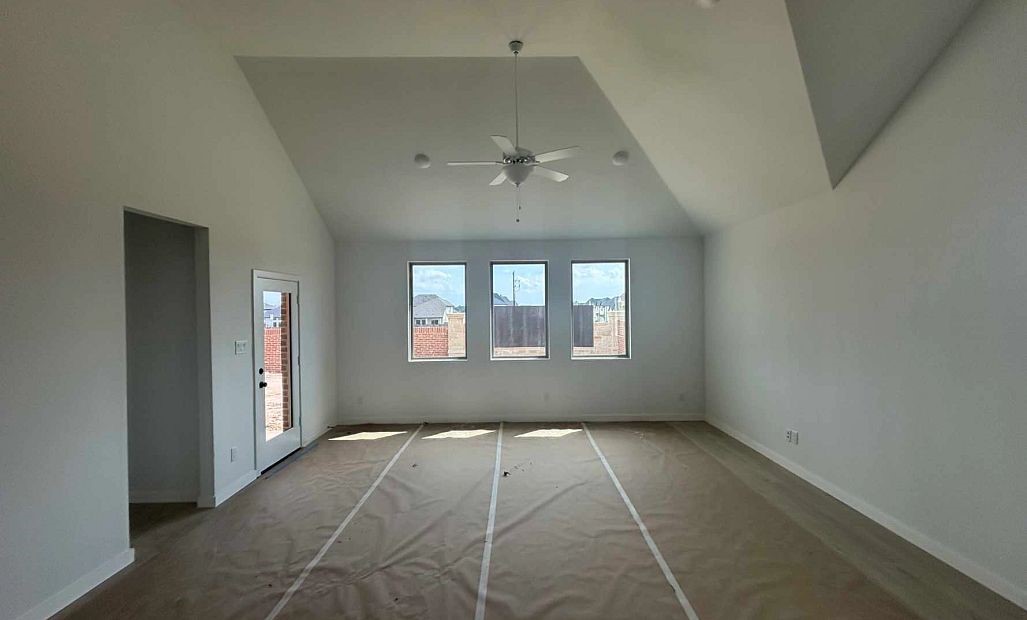 700 Tyronza Drive Justin TX 76247