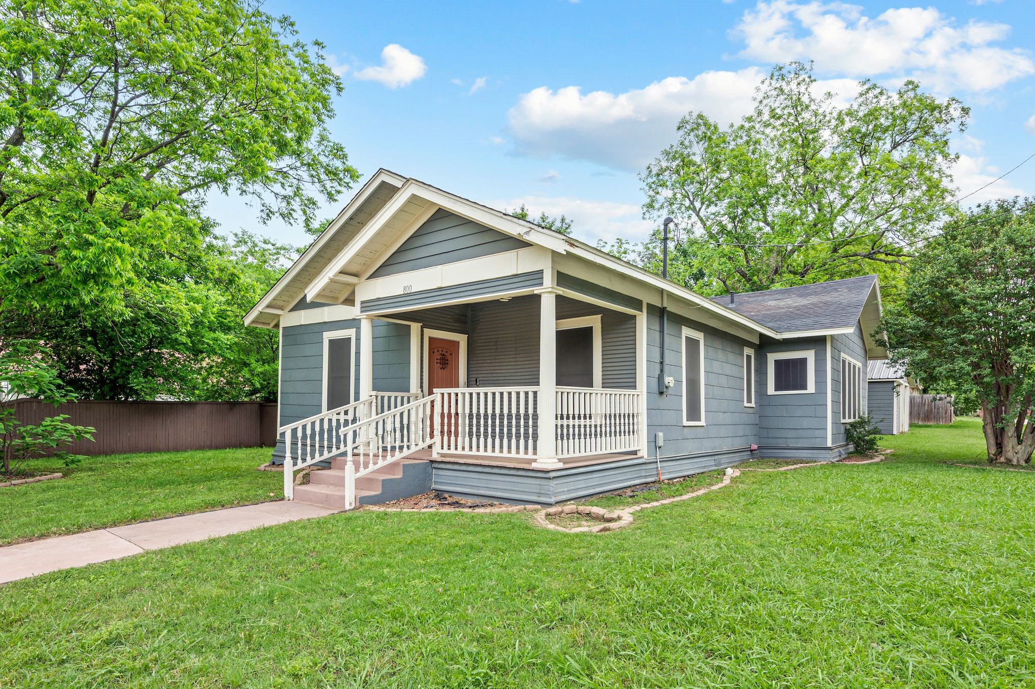 800 N Clements Street Gainesville TX 76240