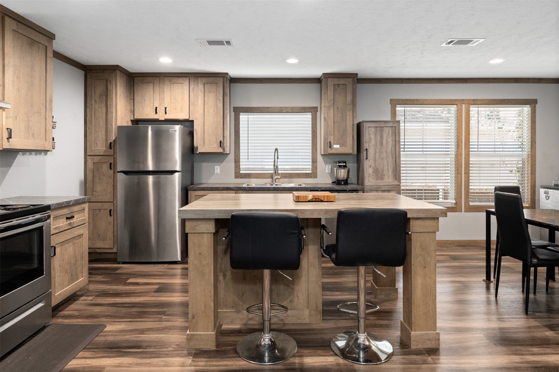 136 Thunderbird Drive Mabank TX 75156