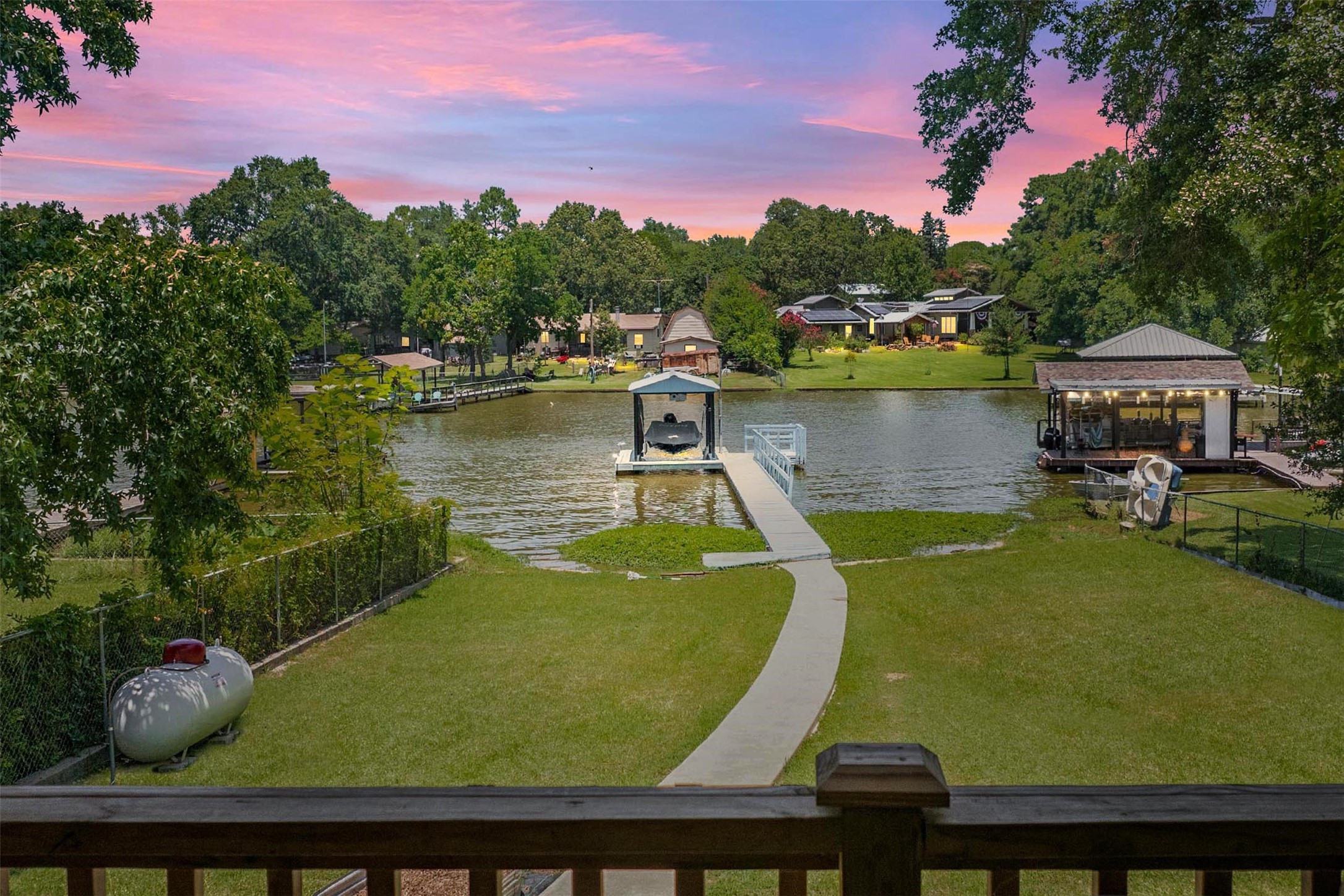136 Thunderbird Drive Mabank TX 75156