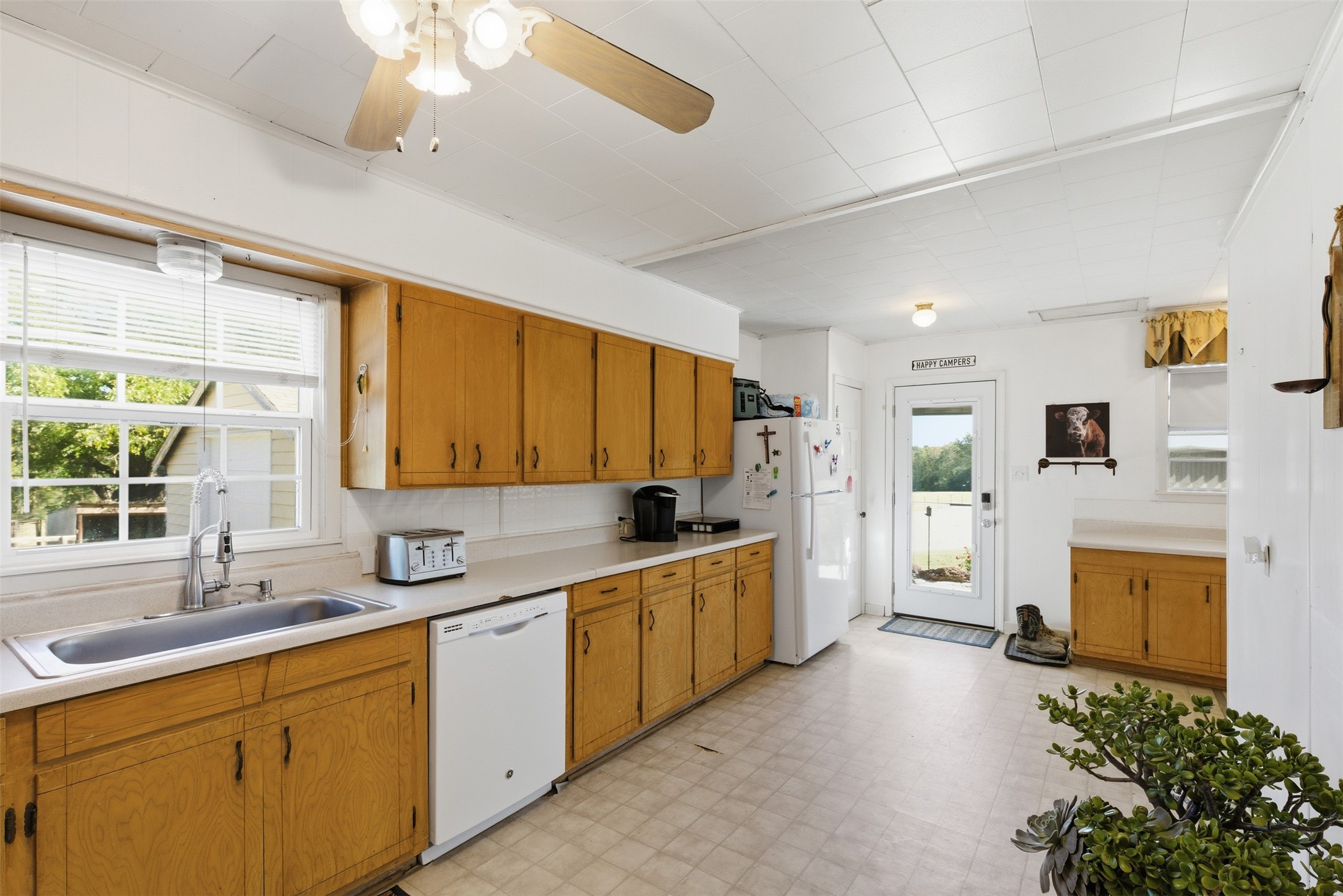 10495 Fm 115 Scroggins TX 75480