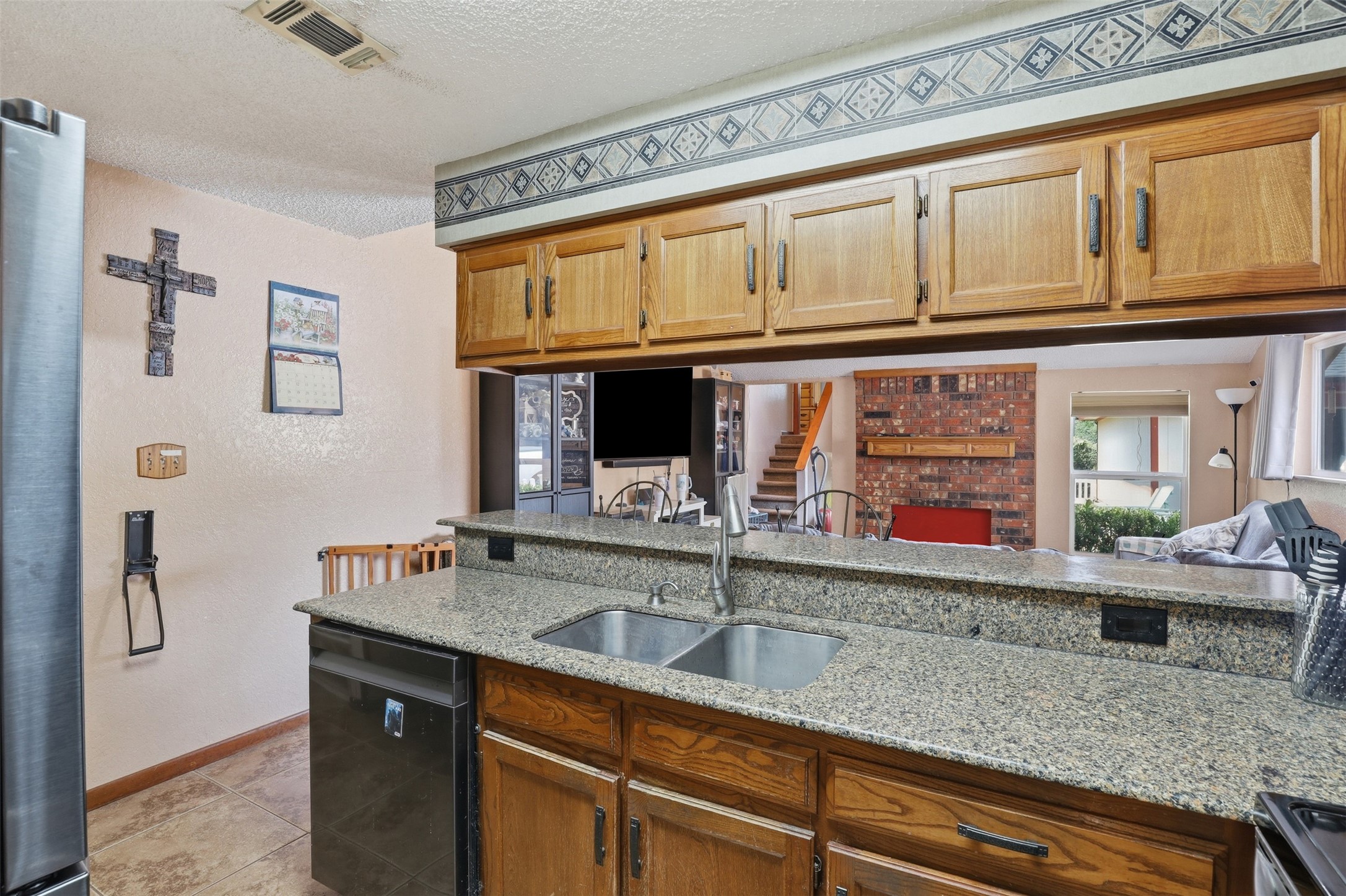 4214 Windhurst Drive Arlington TX 76015