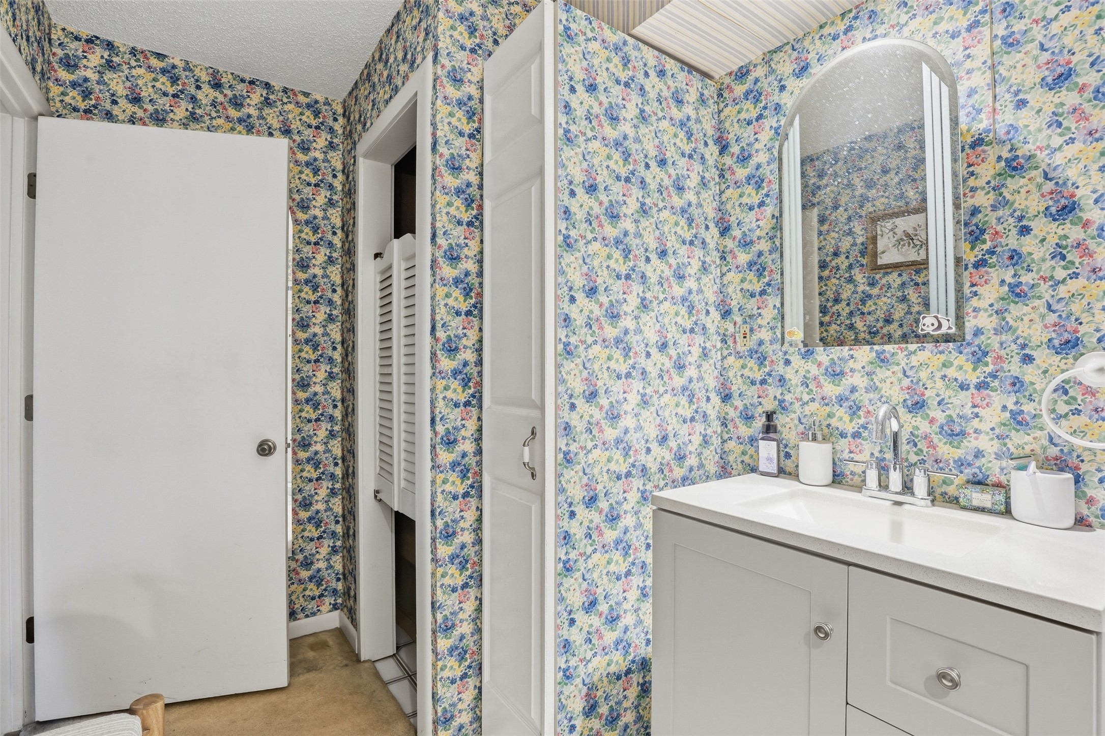 4214 Windhurst Drive Arlington TX 76015