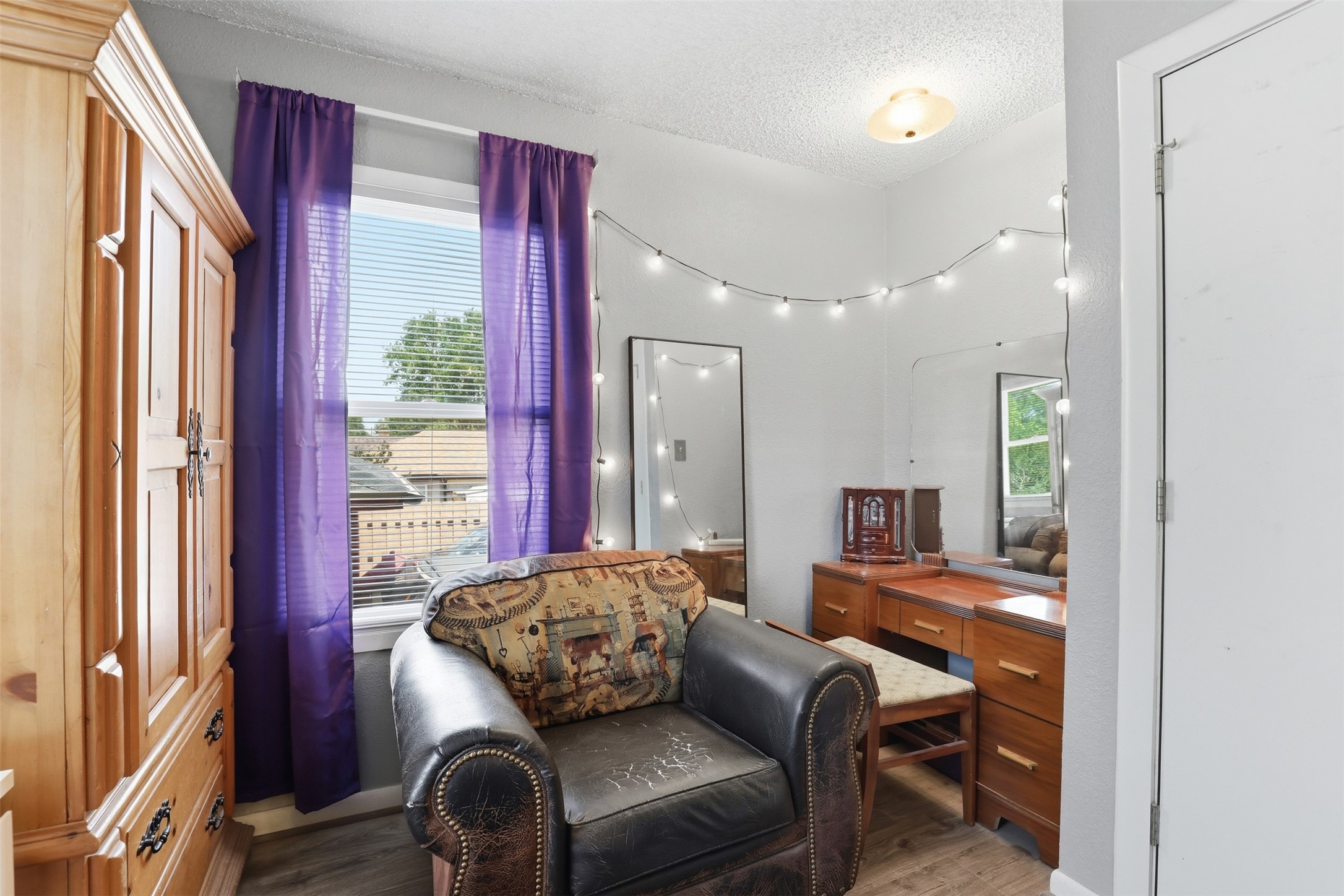 4214 Windhurst Drive Arlington TX 76015