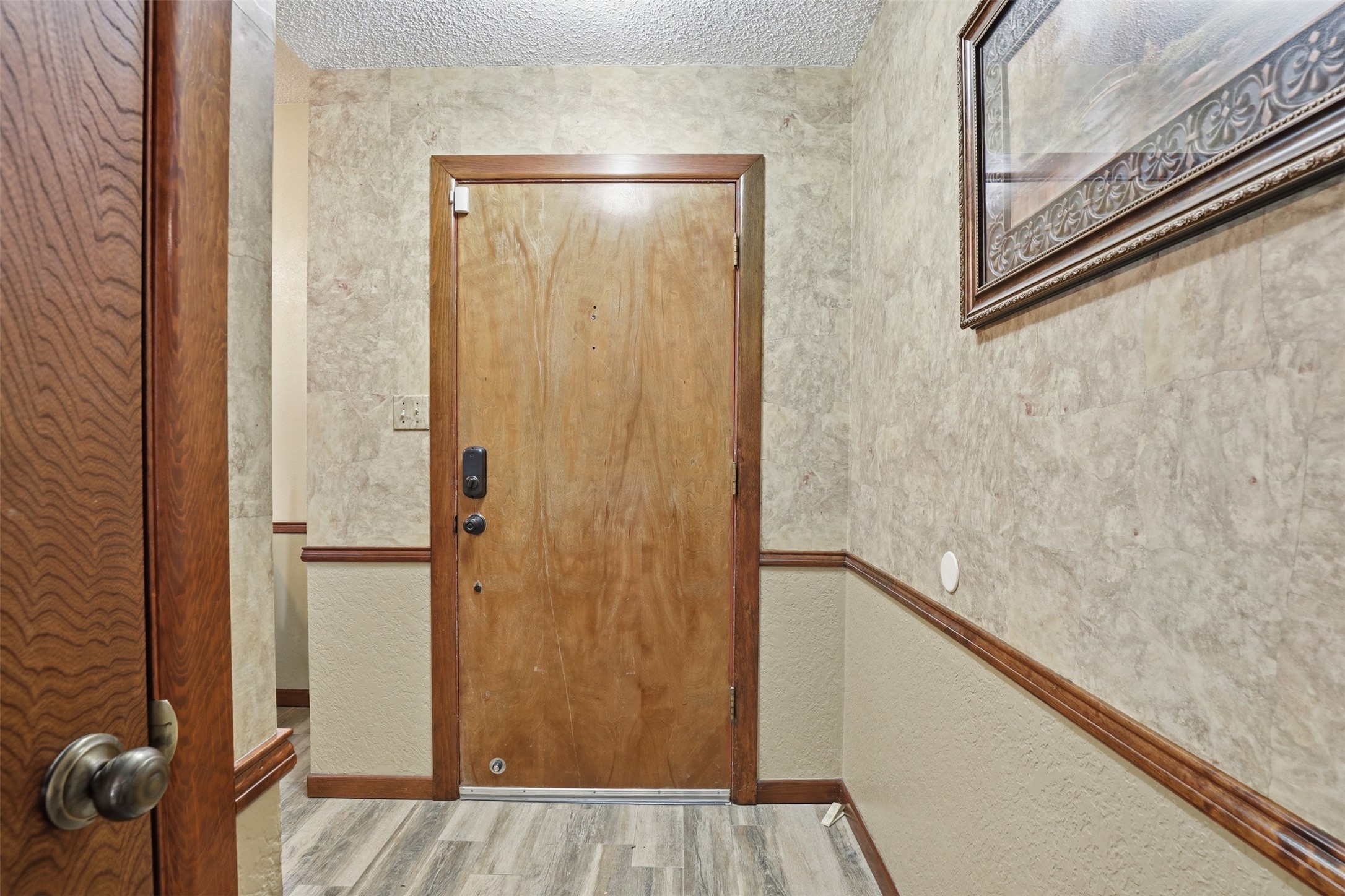 4214 Windhurst Drive Arlington TX 76015