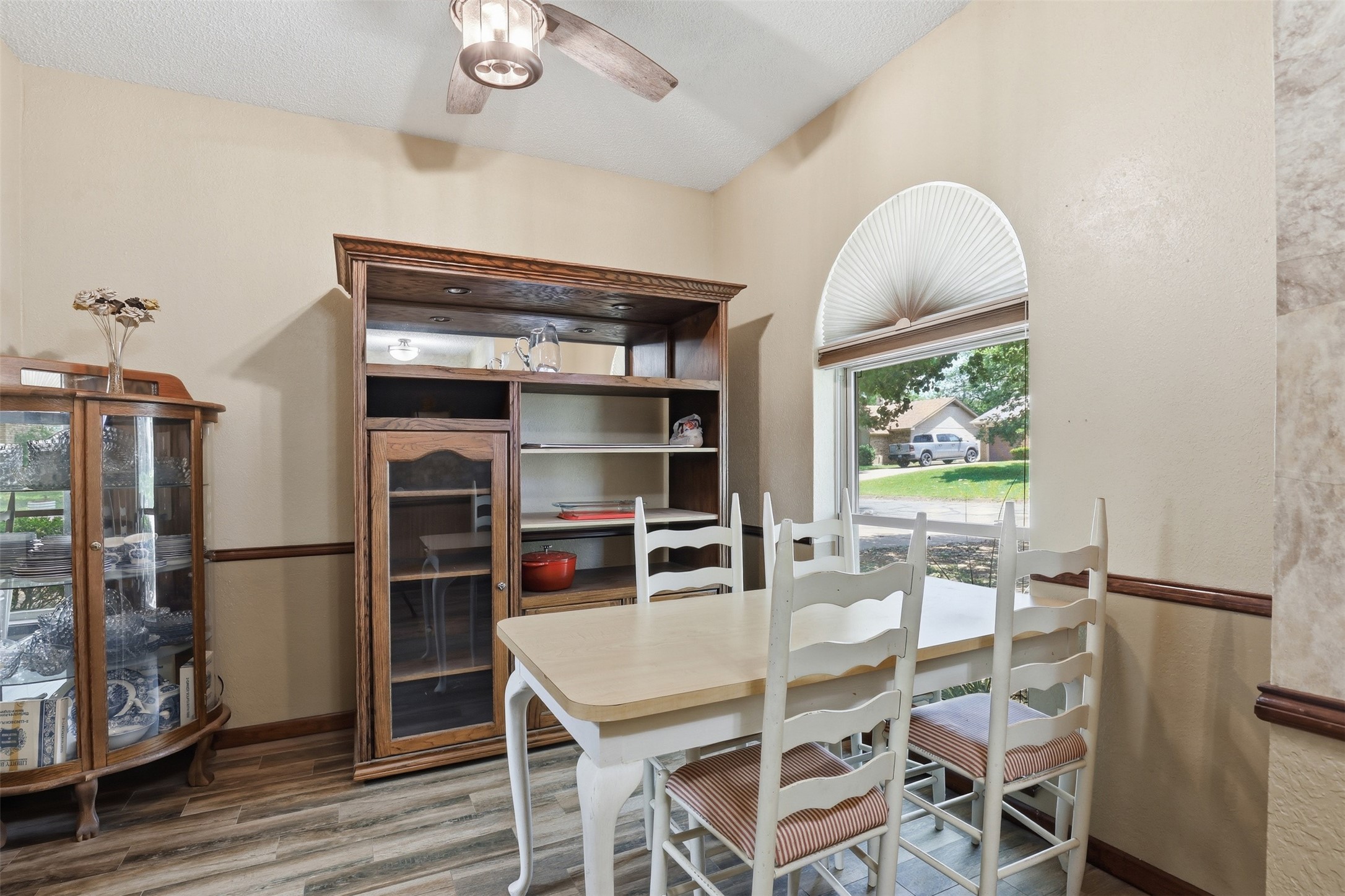 4214 Windhurst Drive Arlington TX 76015
