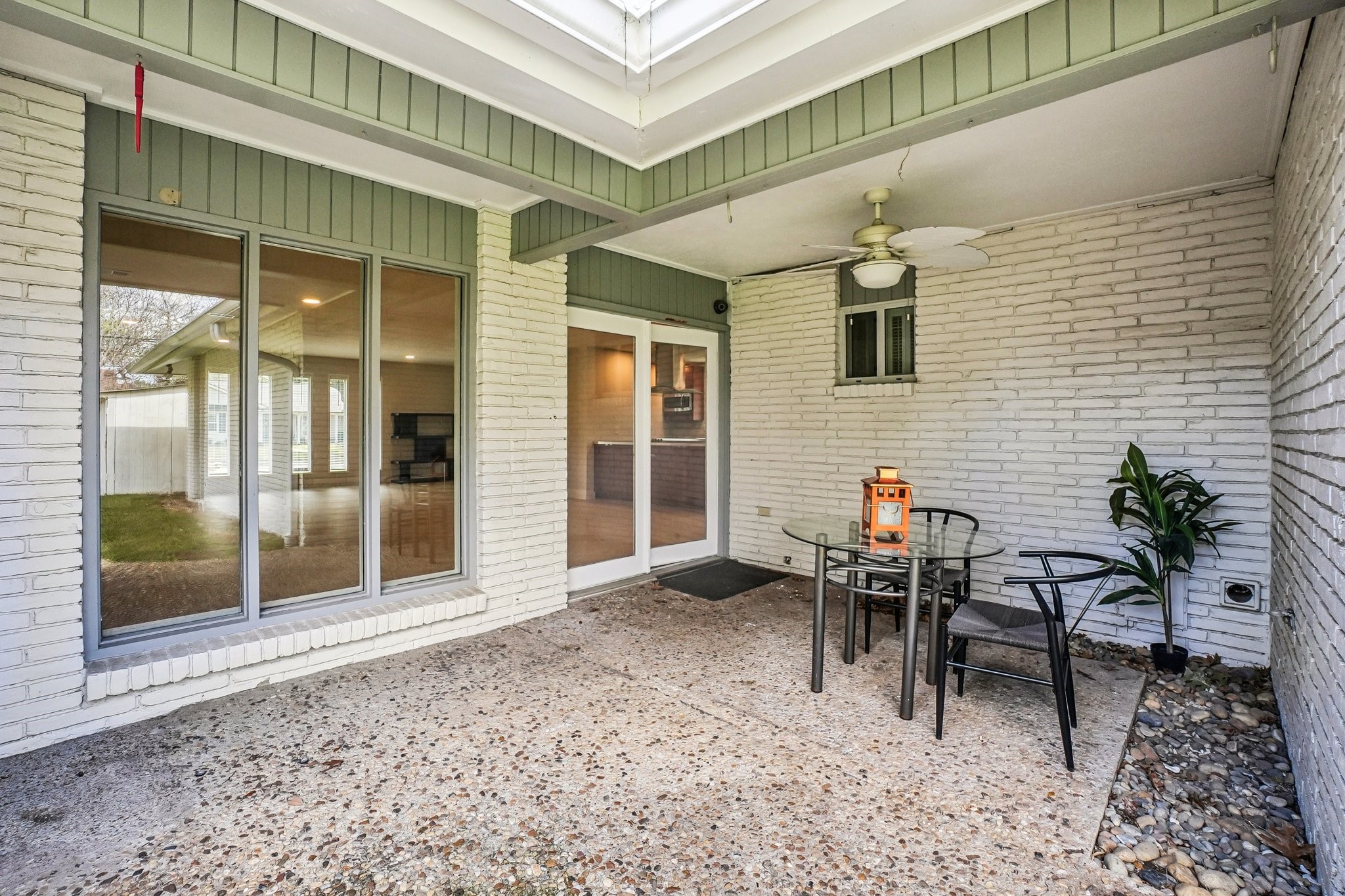 3237 Timberview Road Dallas TX 75229