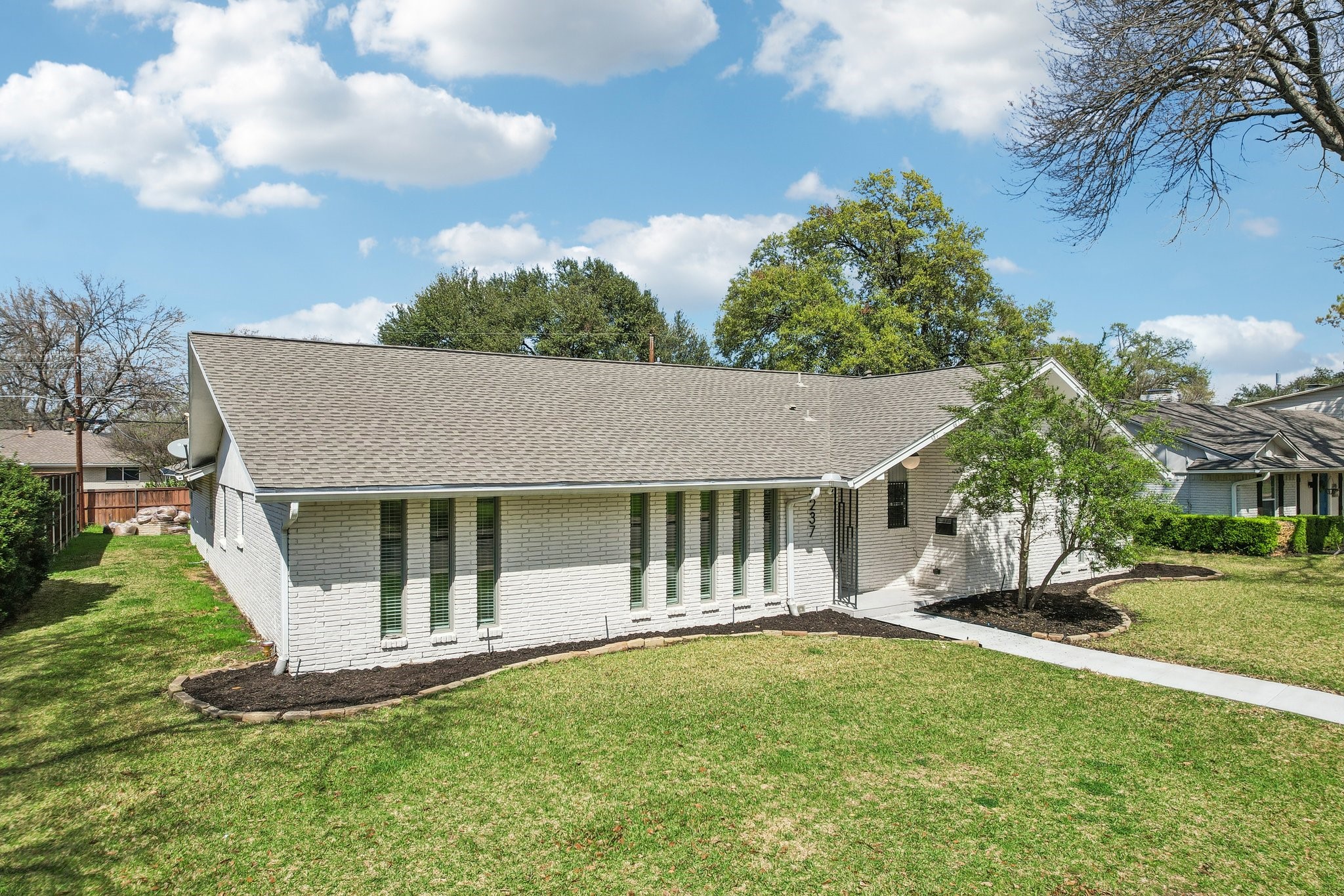 3237 Timberview Road Dallas TX 75229