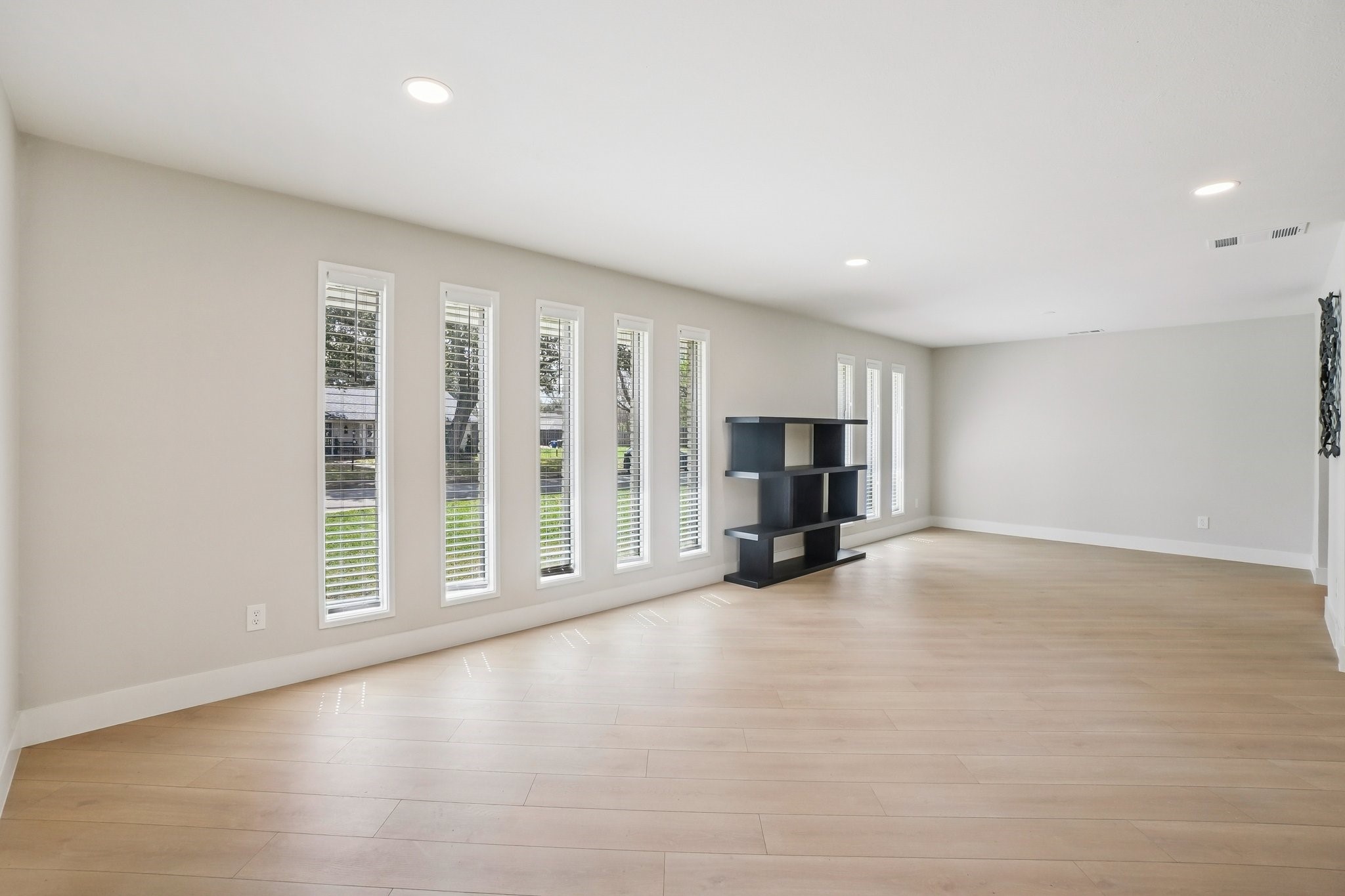 3237 Timberview Road Dallas TX 75229