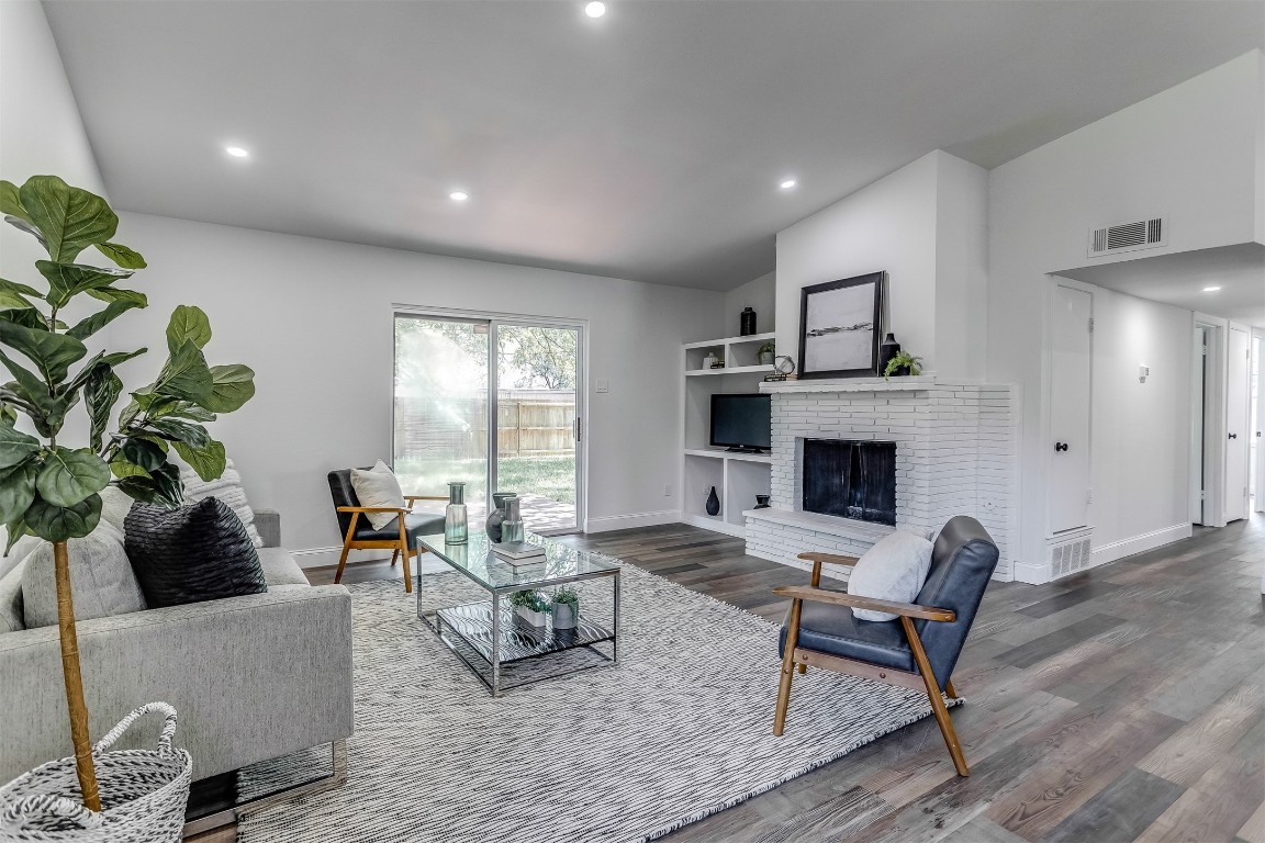 1012 Glen Cove Drive Richardson TX 75080