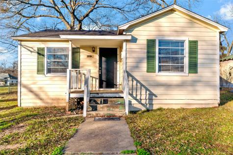 1015 E Polk Street Paris TX 75460