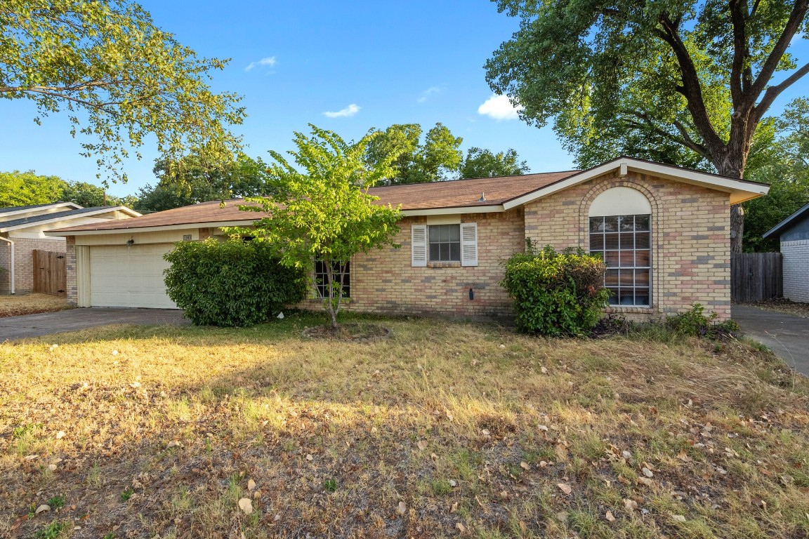 1303 Columbine Court Arlington TX 76013