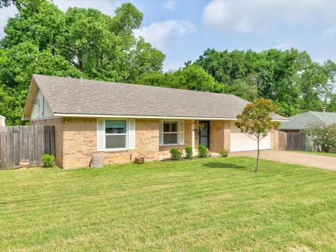 219 Case Street Weatherford TX 76086
