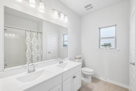 525 William Court Arlington TX 76002