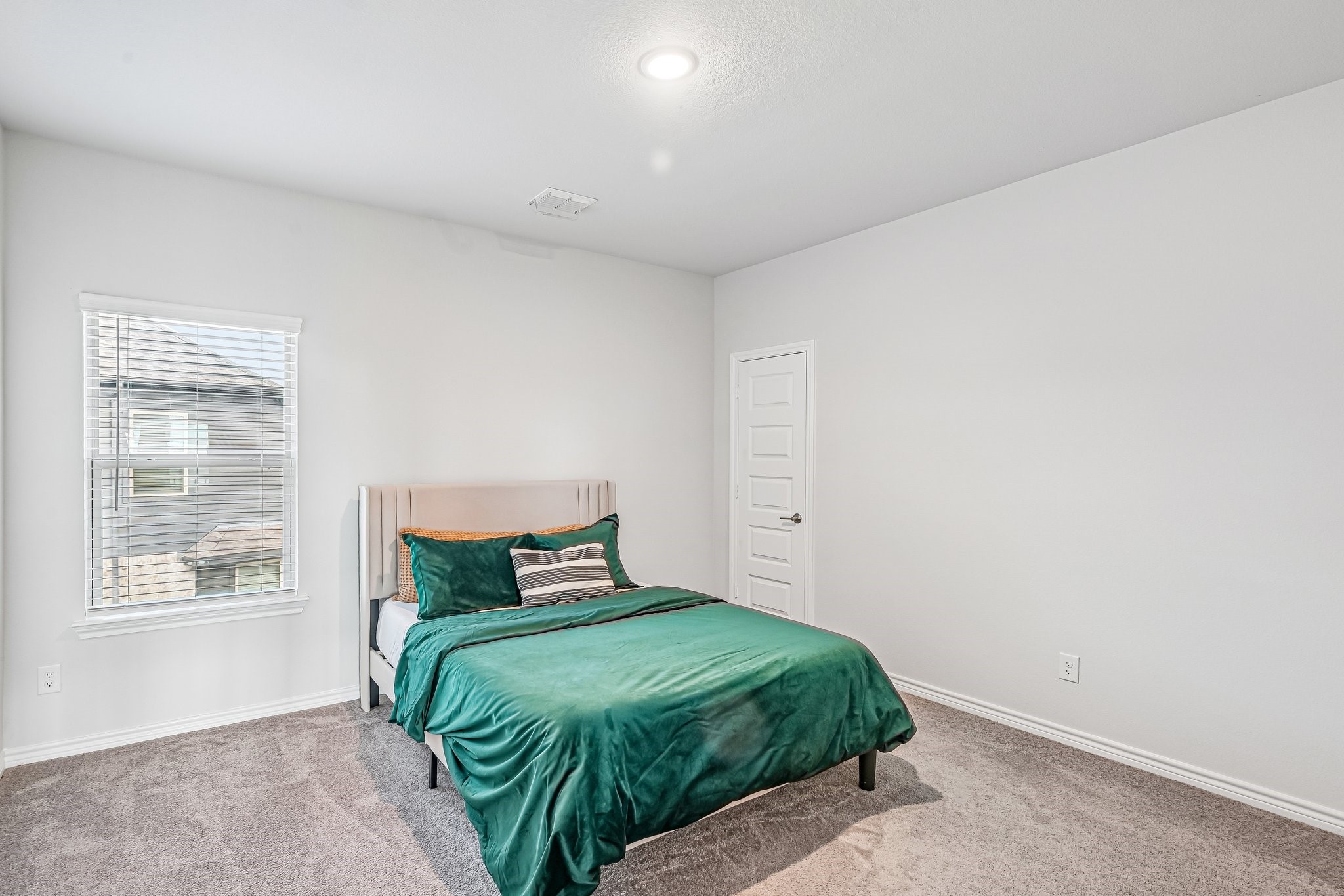 525 William Court Arlington TX 76002