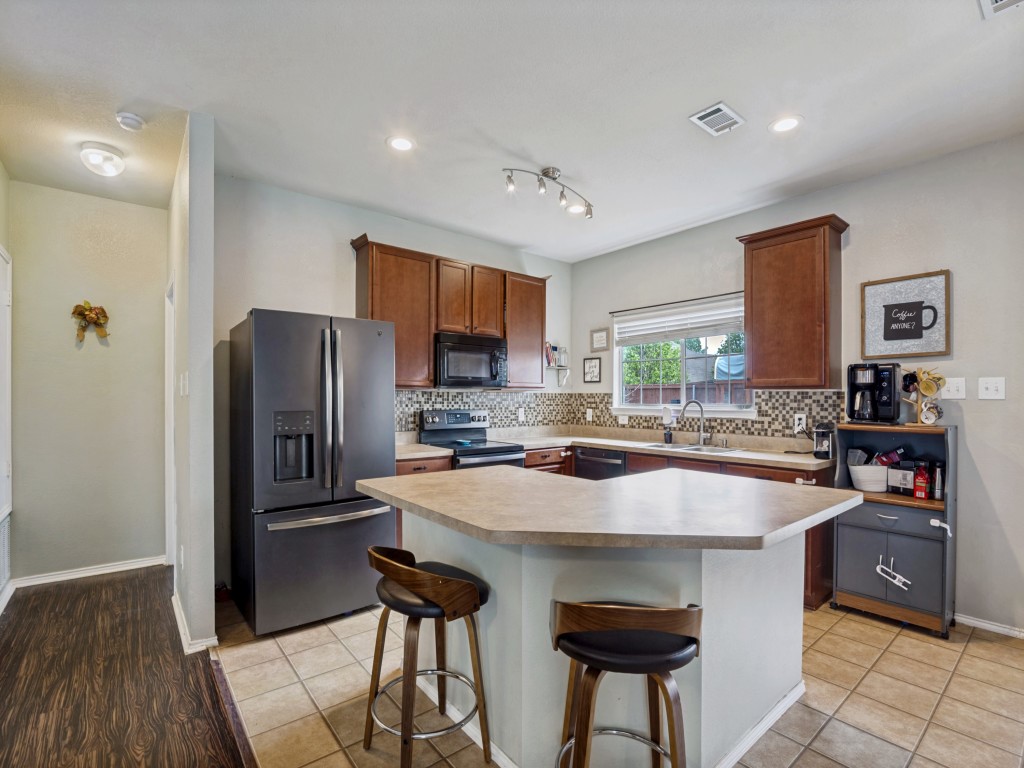 210 Silver Spur Drive Waxahachie TX 75165