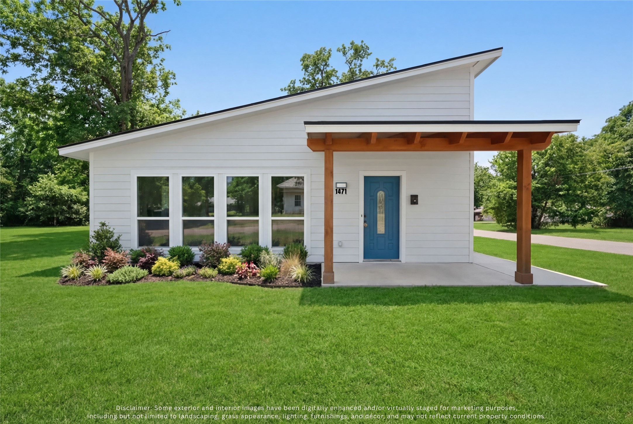 1471 W Kaufman Street Paris TX 75460