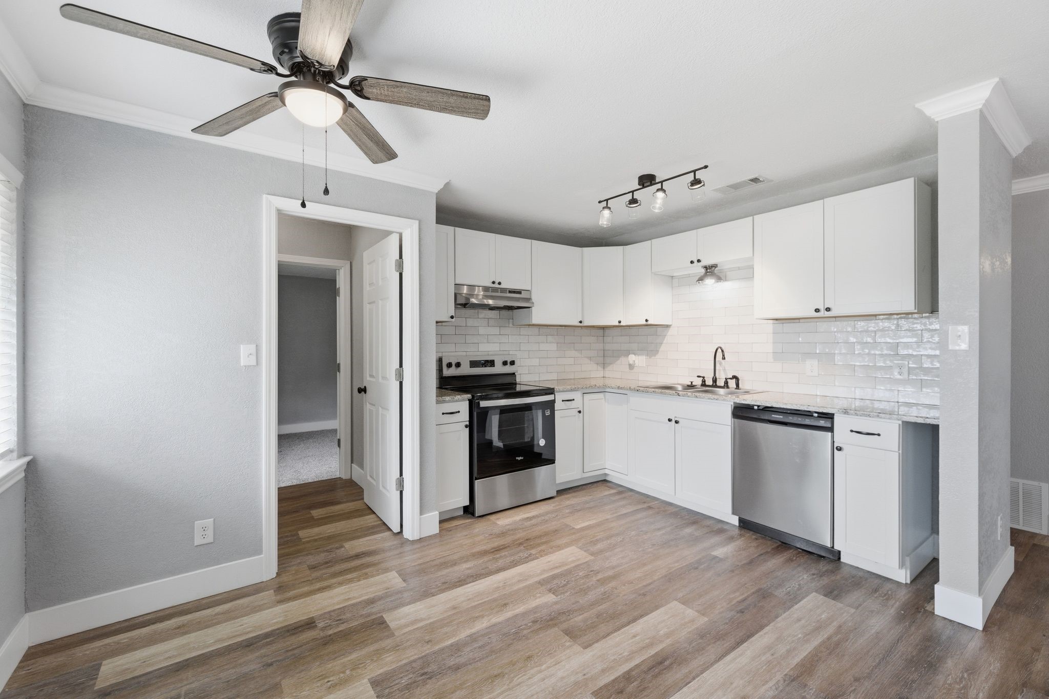 309 Kessler Drive Granbury TX 76048