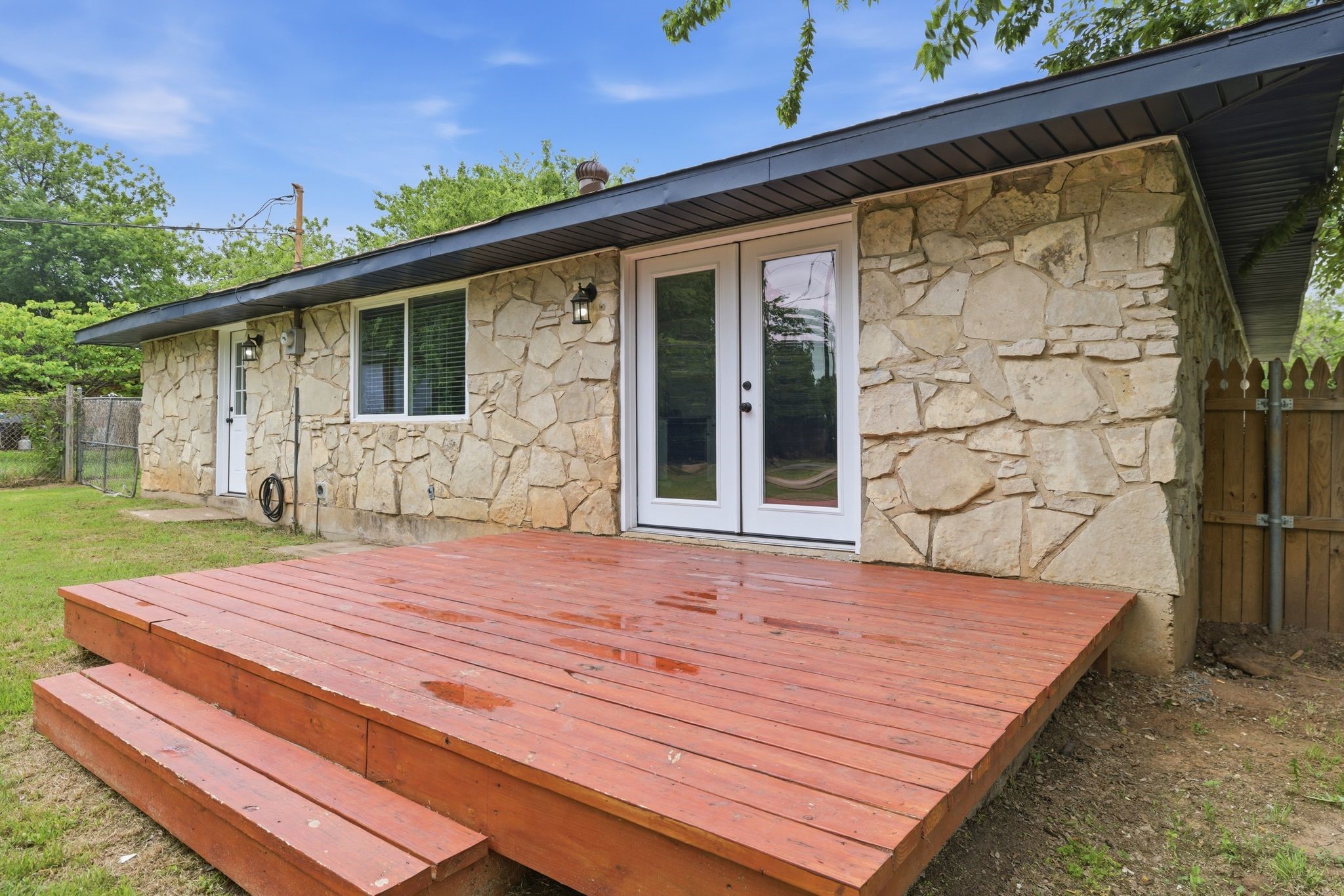 309 Kessler Drive Granbury TX 76048